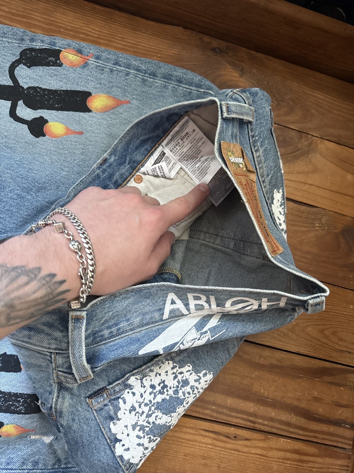 DENIM TEARS × Levi's Denim Tears x Levis x Virgil Abloh Candle Printed Jeans Size US 32 / EU 48 - 2 Thumbnail