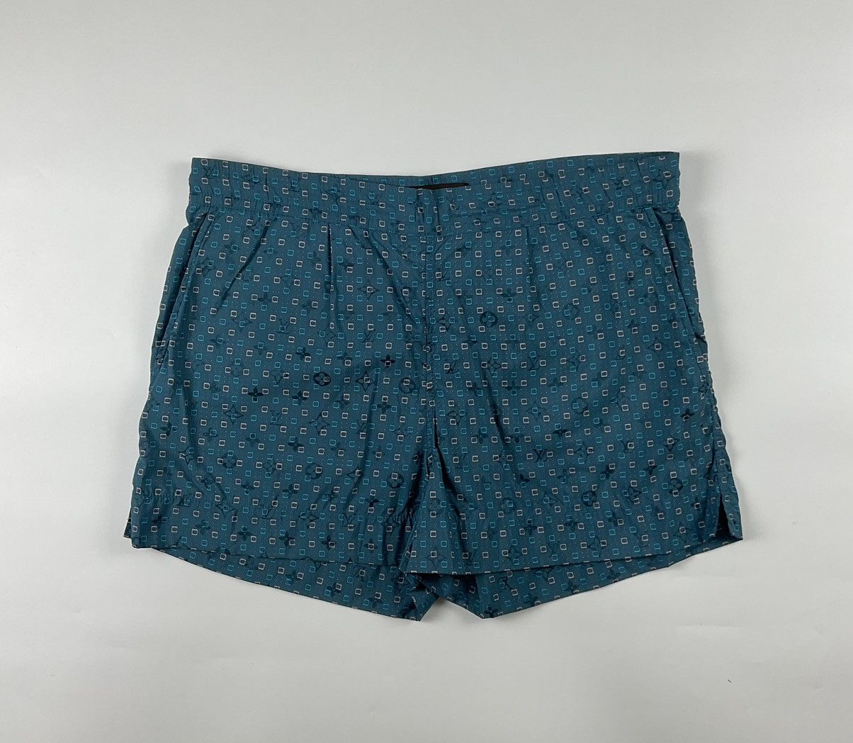 Louis Vuitton Louis Vuitton S/S'06 Monogram Short Size US 34 / EU 50 - 1 Thumbnail