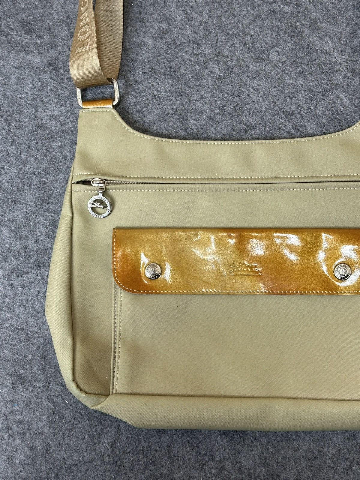 Longchamp vintage Longchamp beige nylon crossbody bag. Size ONE SIZE - 2 Thumbnail