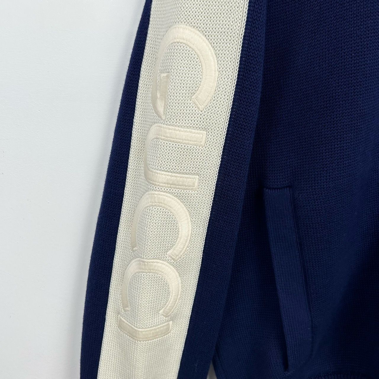 Gucci Gucci 24' New Logo Embroidered Stand Collar Blue & White Cot Size US S / EU 44-46 / 1 - 6 Thumbnail
