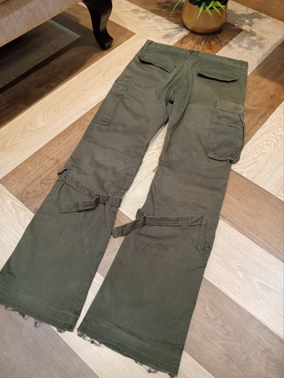 semanticdesign SEMANTIC DESIGN FADED GREEN BANDAGE PANTS Size US 31 - 8 Thumbnail