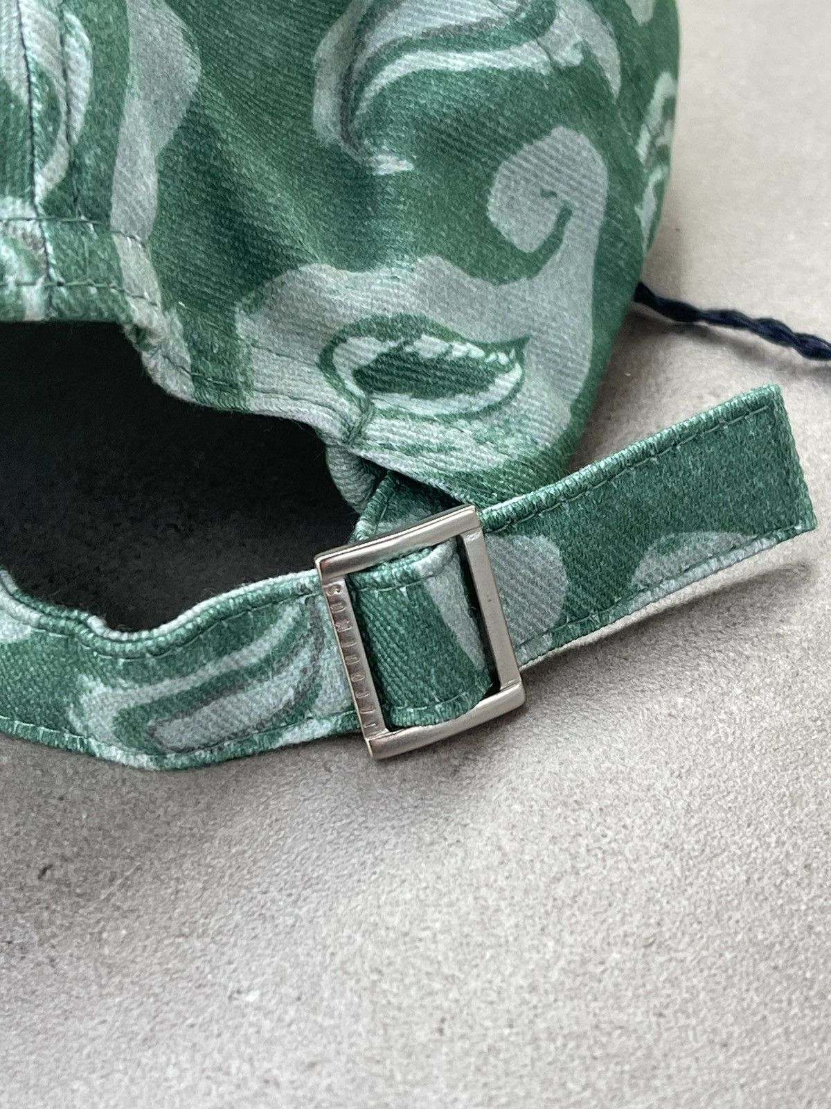 Jacquemus !DS! SS23 Jacquemus Casquette Pop Green Paisley Hat Size ONE SIZE - 15 Thumbnail