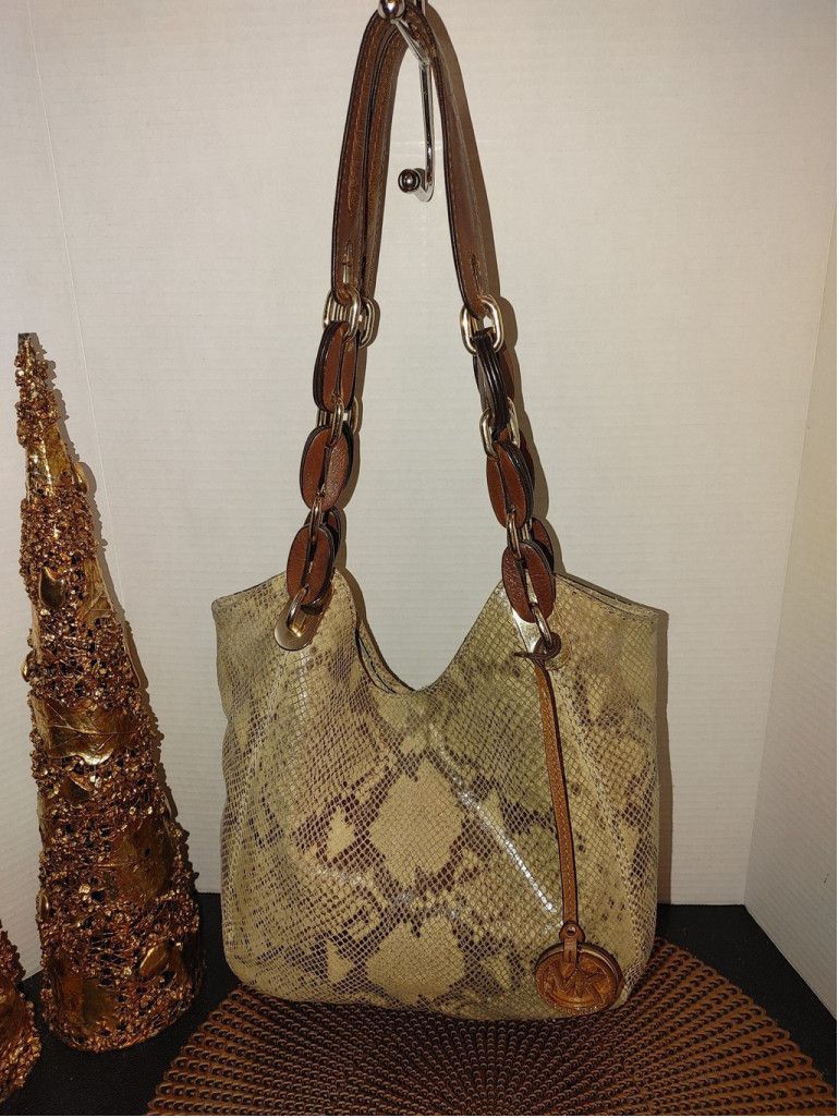 Michael Kors Michael Kors Shoulder Bag Size ONE SIZE - 1 Thumbnail
