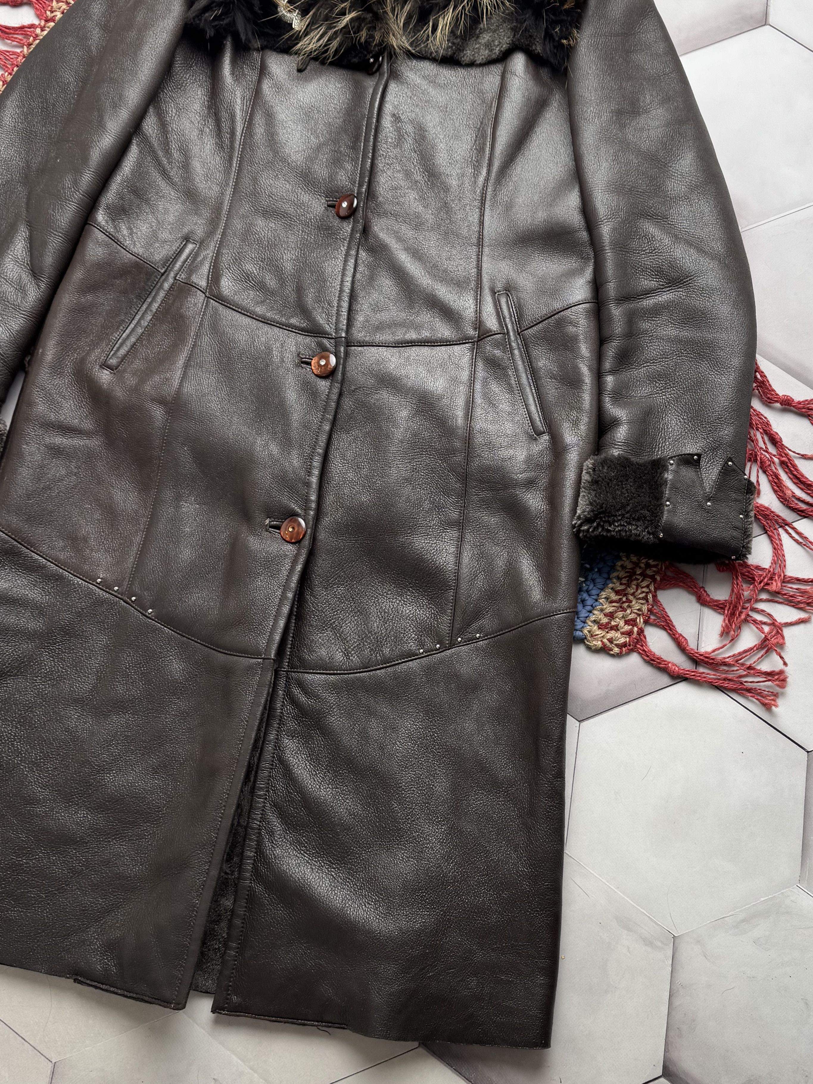 Vintage Vintage Real Sheepskin Coat (E4) Size L / US 10 / IT 46 - 4 Thumbnail