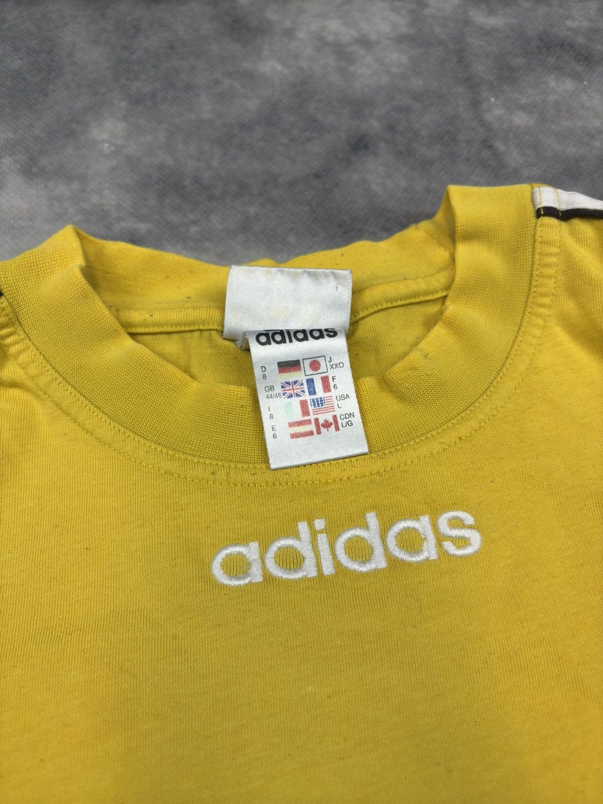 Adidas Vintage Adidas Yellow Blokecore Style 90s Sleeve Logo y2k Size US L / EU 52-54 / 3 - 5 Thumbnail