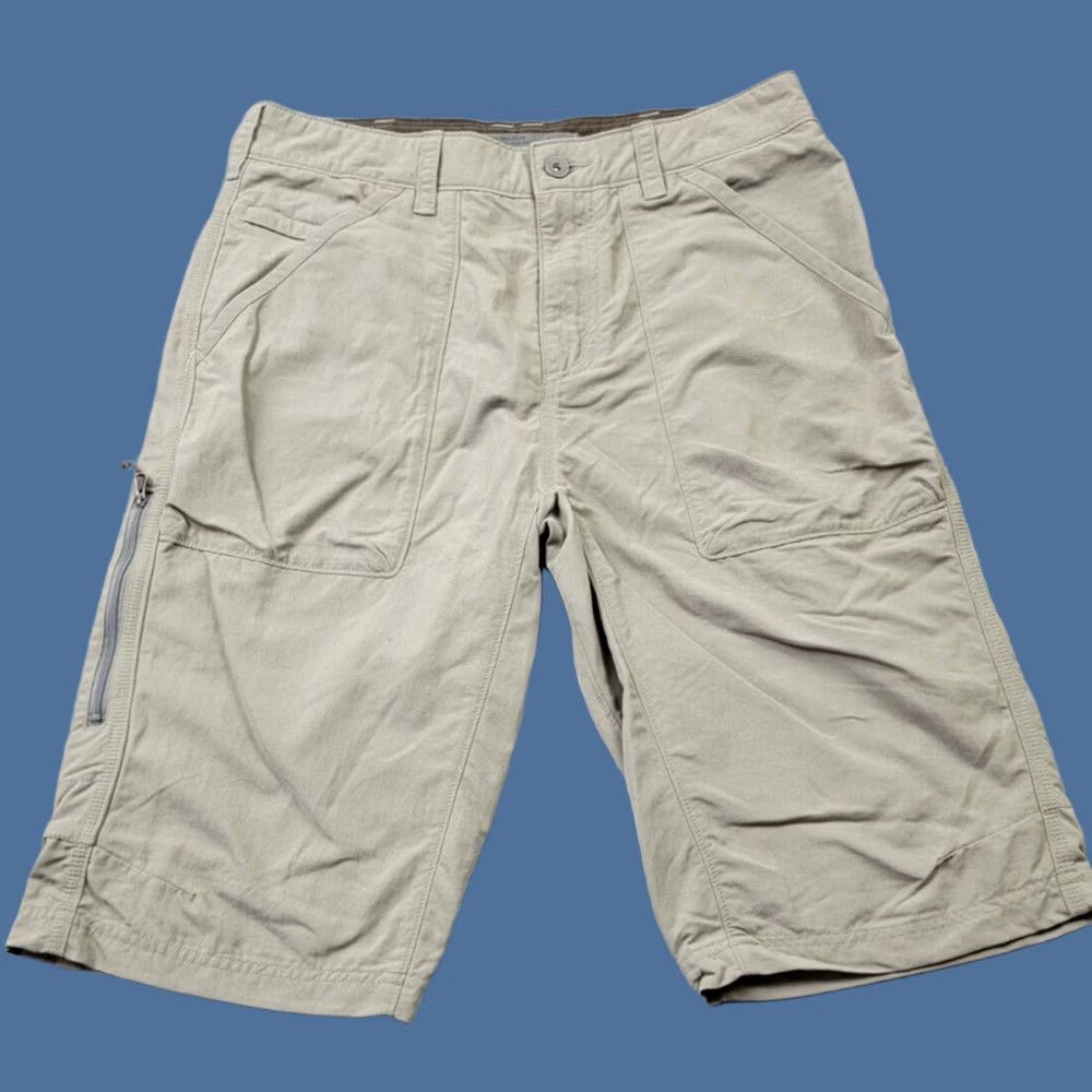 Vintage REI Shorts Bermuda Length 32 Brown Nylon UPF 50+ Pockets Mens Outdoor Vintage Size US 32 / EU 48 - 1 Thumbnail