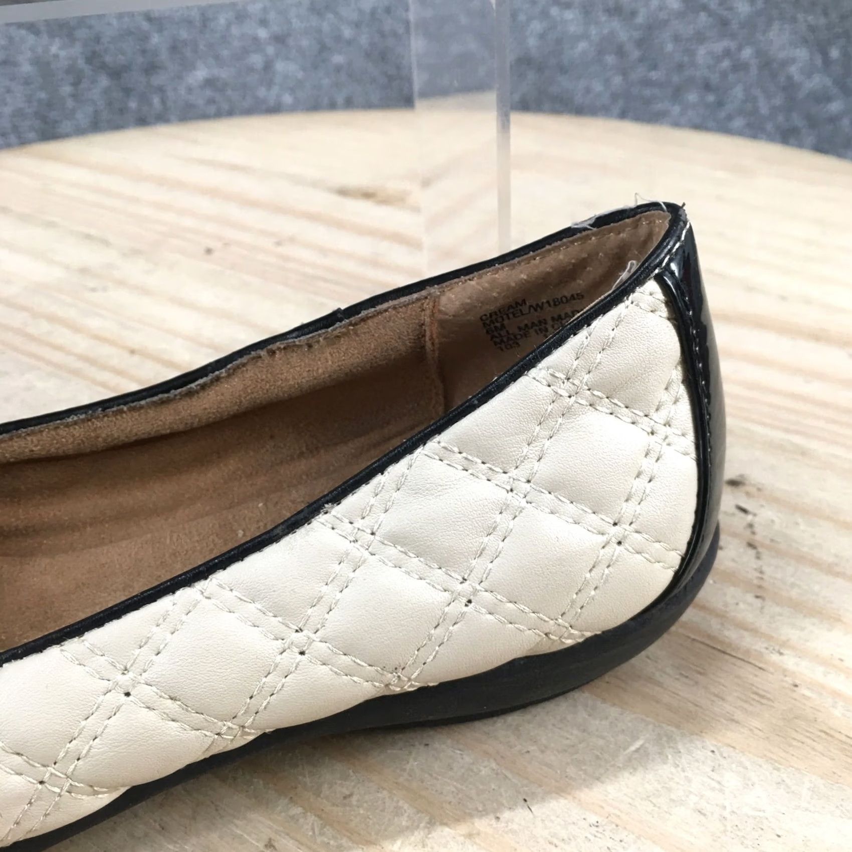 Vintage White Mountain Shoes Womens 6 M Motel Slip On Beige Faux Leather Cap Toe Casual Slop-On Size ONE SIZE - 5 Thumbnail