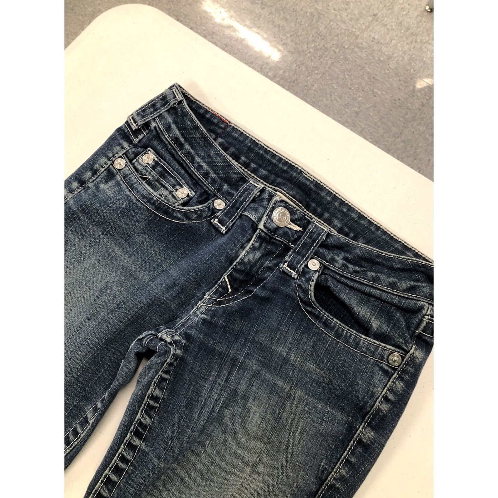 True Religion True Religion Jeans Johnny RN# 112790 CA# 30427 Size 30x29 Stretch Womens Jeans Fashion Blue 5-Pocket Regular Fit World Tour Jeans Size 27" / US 4 / IT 40 - 7 Thumbnail
