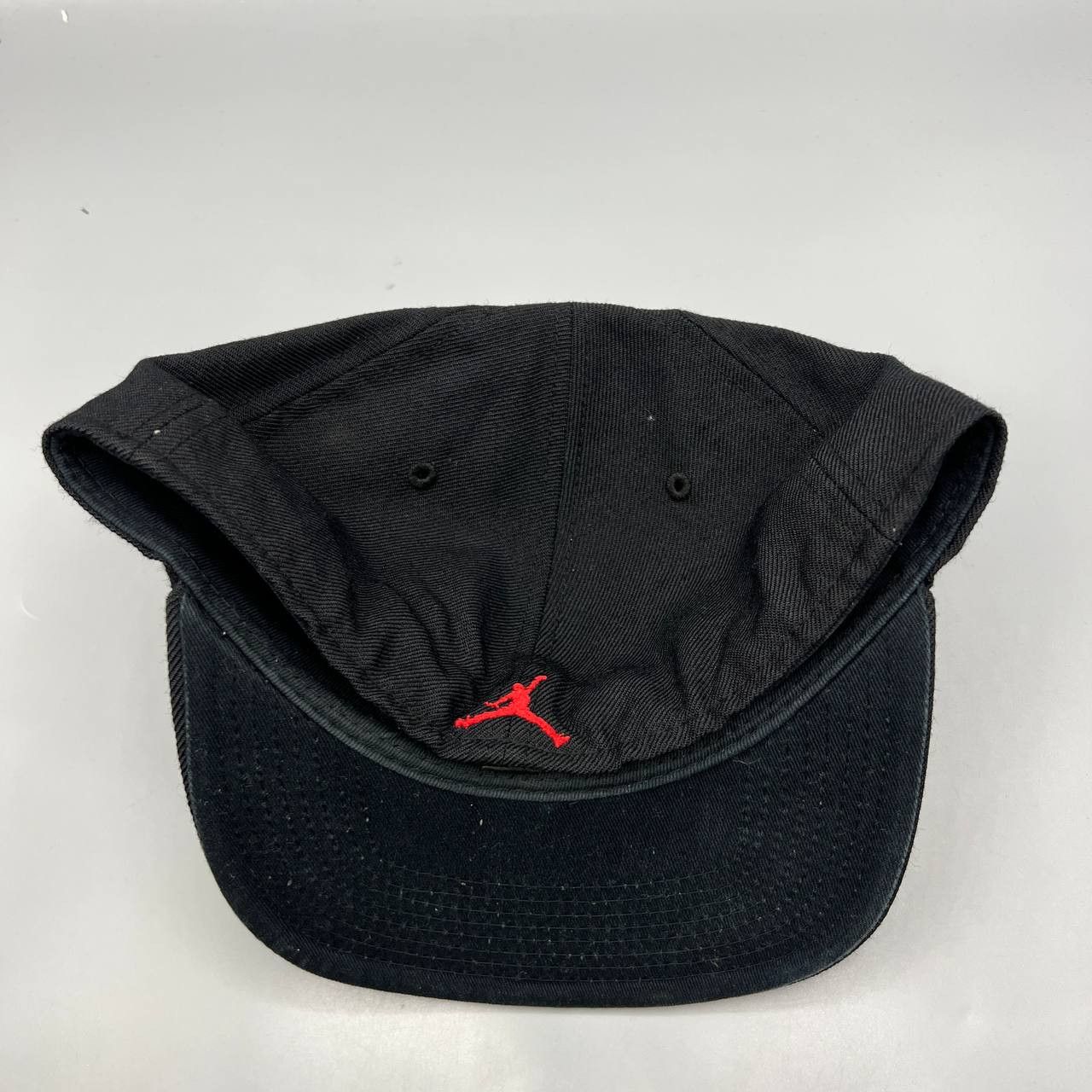 Jordan Brand Air Jordan Hat Men 7 1/2 Embroidered Logo Jumpman Fitted Cap Size ONE SIZE - 7 Thumbnail
