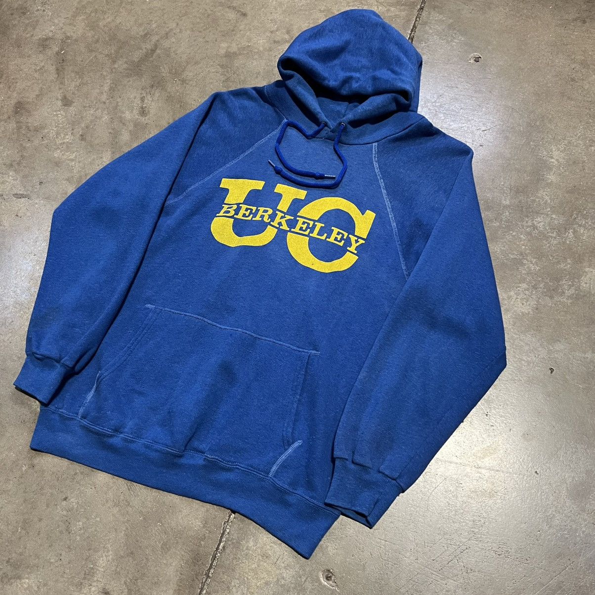 Vintage Vintage 80s UC Berkeley Hoodie Sweatshirt College Raglan USA Size US S / EU 44-46 / 1 - 5 Thumbnail