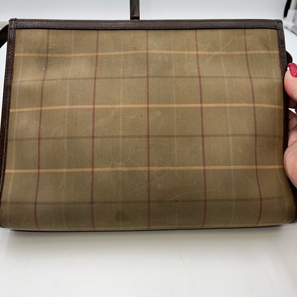 Burberry Burberrys Vintage Clutch (see pics and description) Size ONE SIZE - 6 Thumbnail