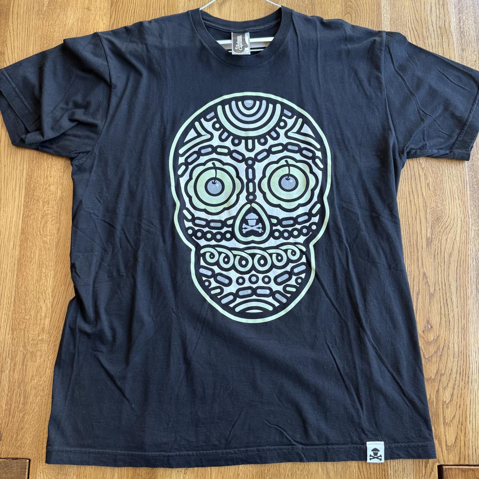 Unknown London Johnny Cupcakes Sugar Skull Men's T-Shirt Vault Size XL Size US XL / EU 56 / 4 - 1 Thumbnail