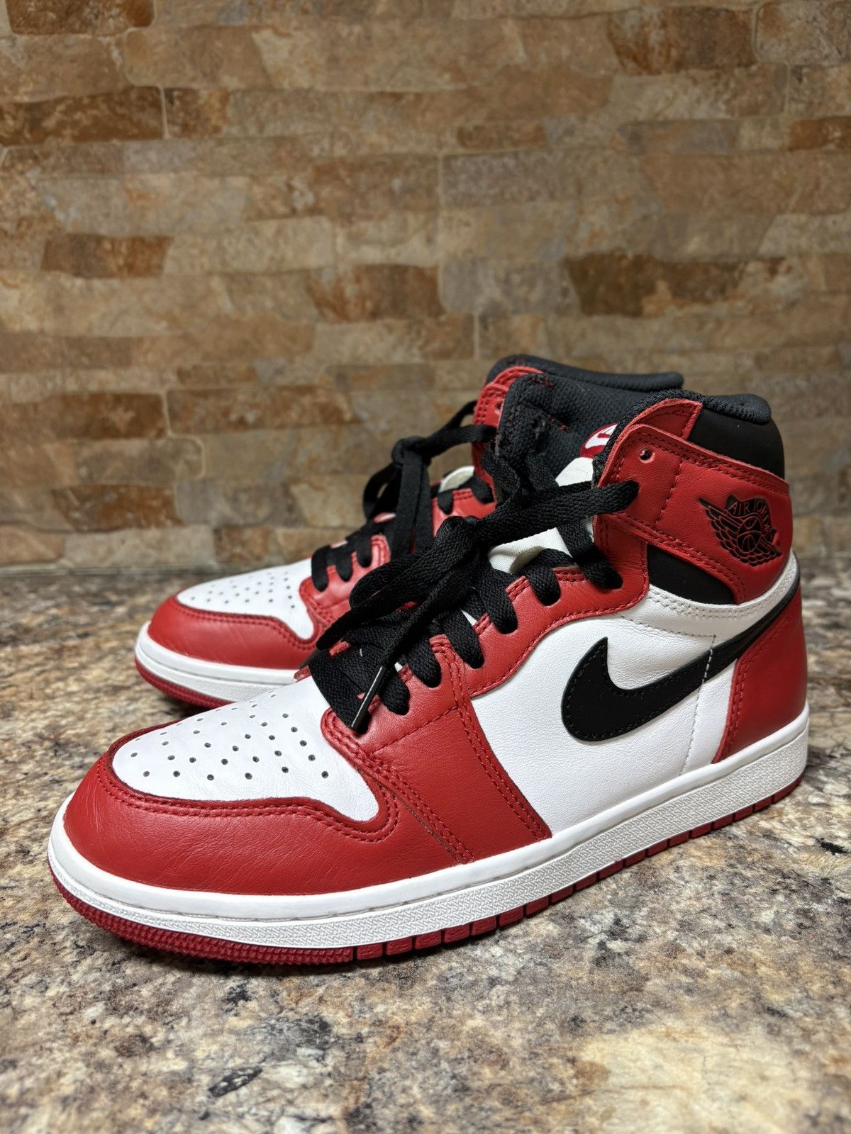 Air Jordan 1 Retro OG High Chicago 2015 Size 7.5