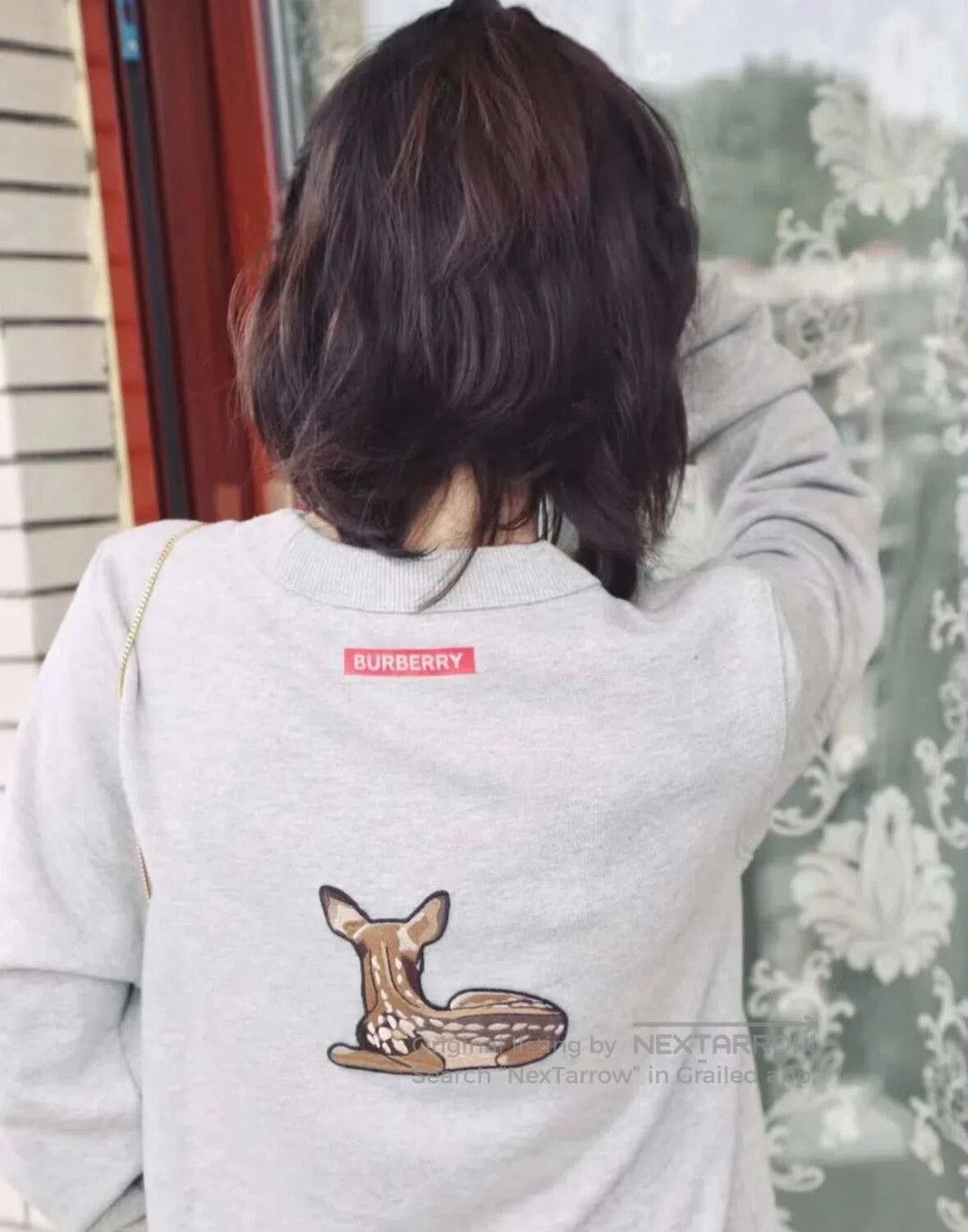 Burberry Burberry Women's Deer Embroidered Sweatshirt. Size M / US 6-8 / IT 42-44 - 4 Thumbnail