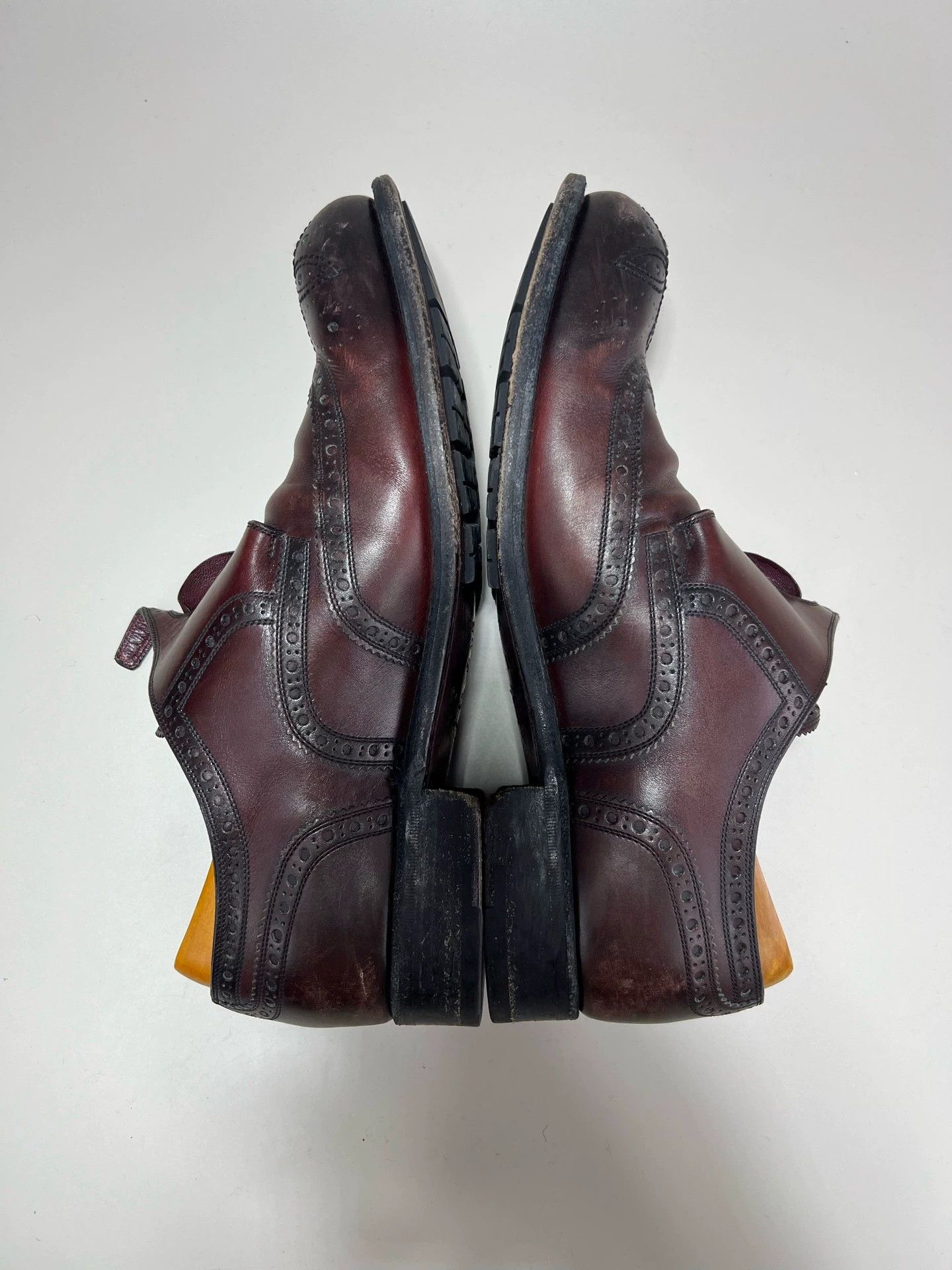 Louis Vuitton LOUIS VUITTON LV brogue leather shoes Size US 9.5 / EU 42-43 - 4 Thumbnail
