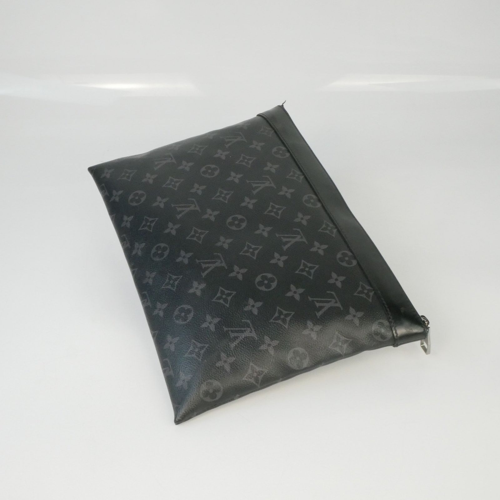 Louis Vuitton Louis Vuitton Monogram Eclipse Clutch Bag Size ONE SIZE - 8 Thumbnail