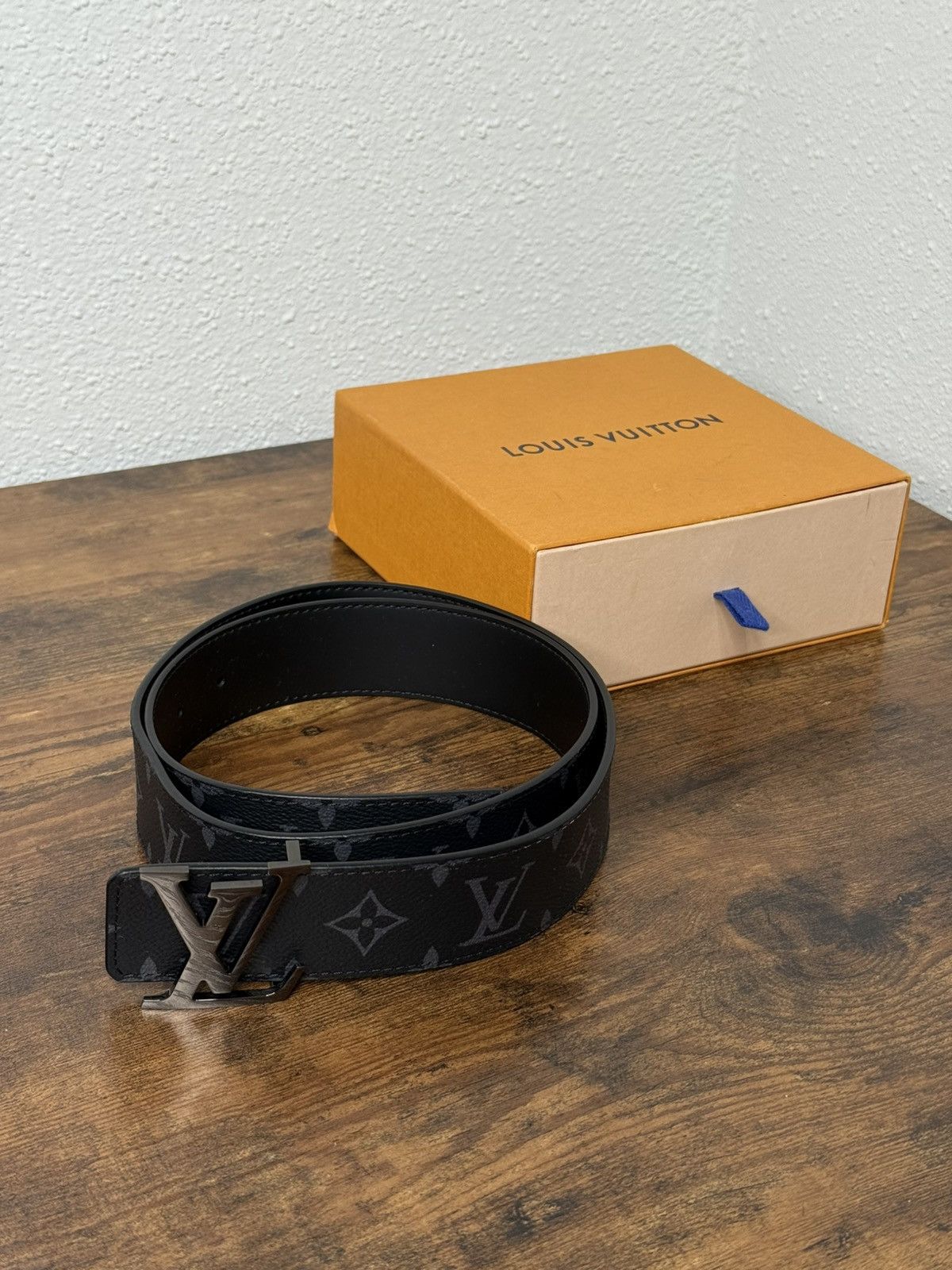 Louis Vuitton Louis Vuitton Reversible Belt Size 36 - 1 Thumbnail