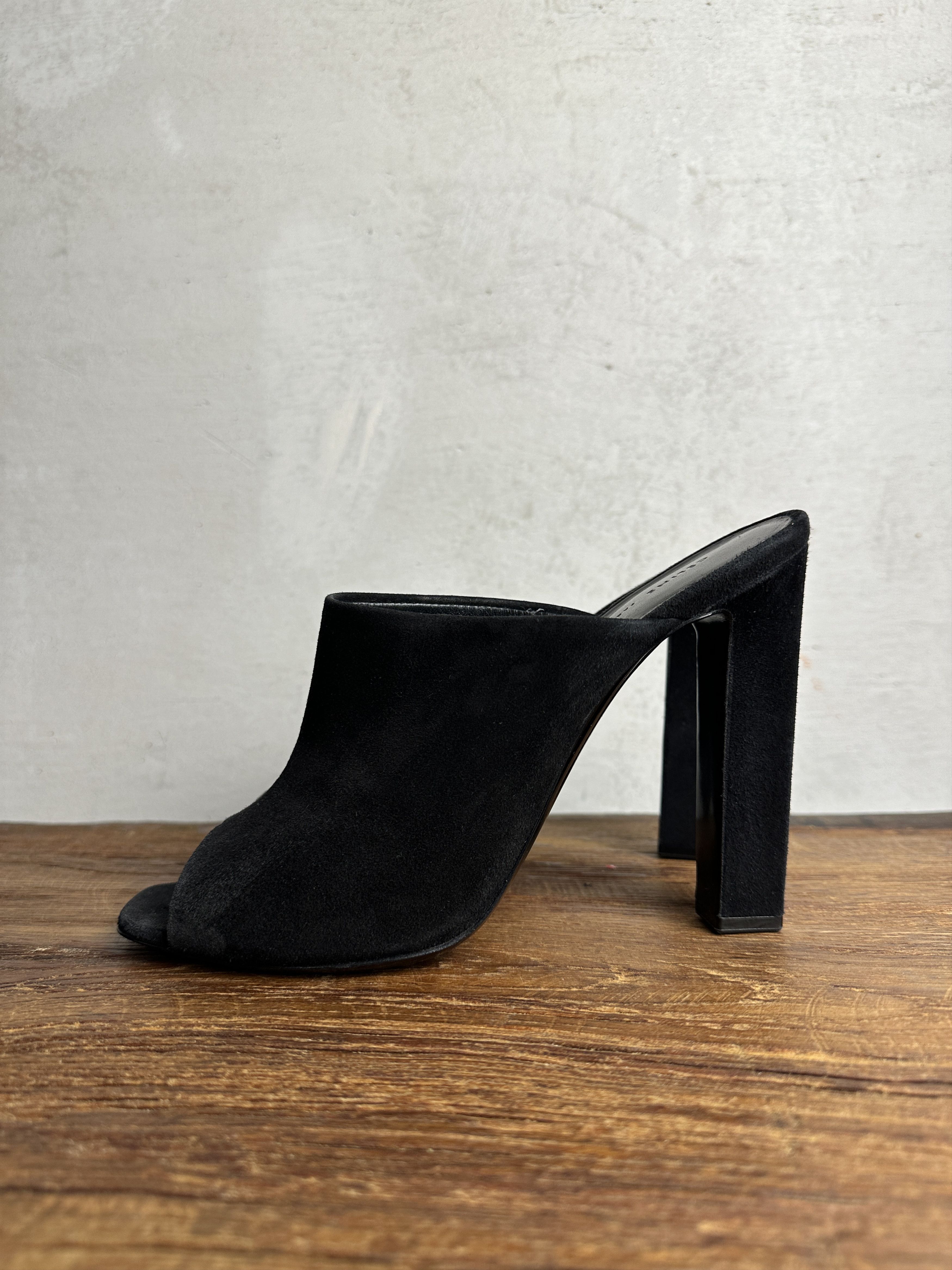 Celine Old Celine Open Toe Suede Mules Size US 8 / IT 38 - 1 Thumbnail