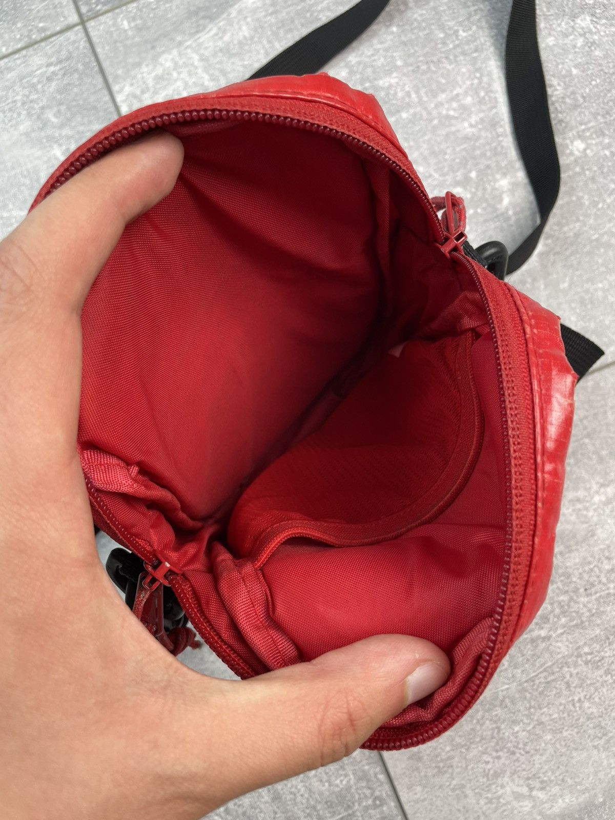 Supreme Supreme Shoulder Bag FW17 Red Size ONE SIZE - 9 Thumbnail