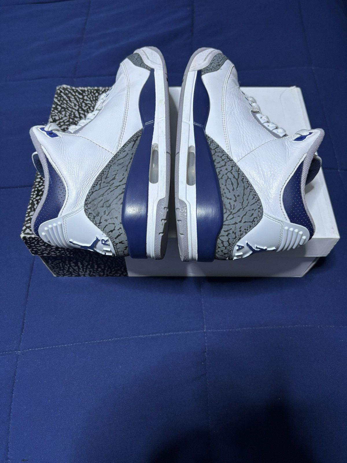 Jordan Brand Jordan 3 Retro Midnight Navy 2023 Size 8 Size US 8 / EU 41 - 3 Thumbnail