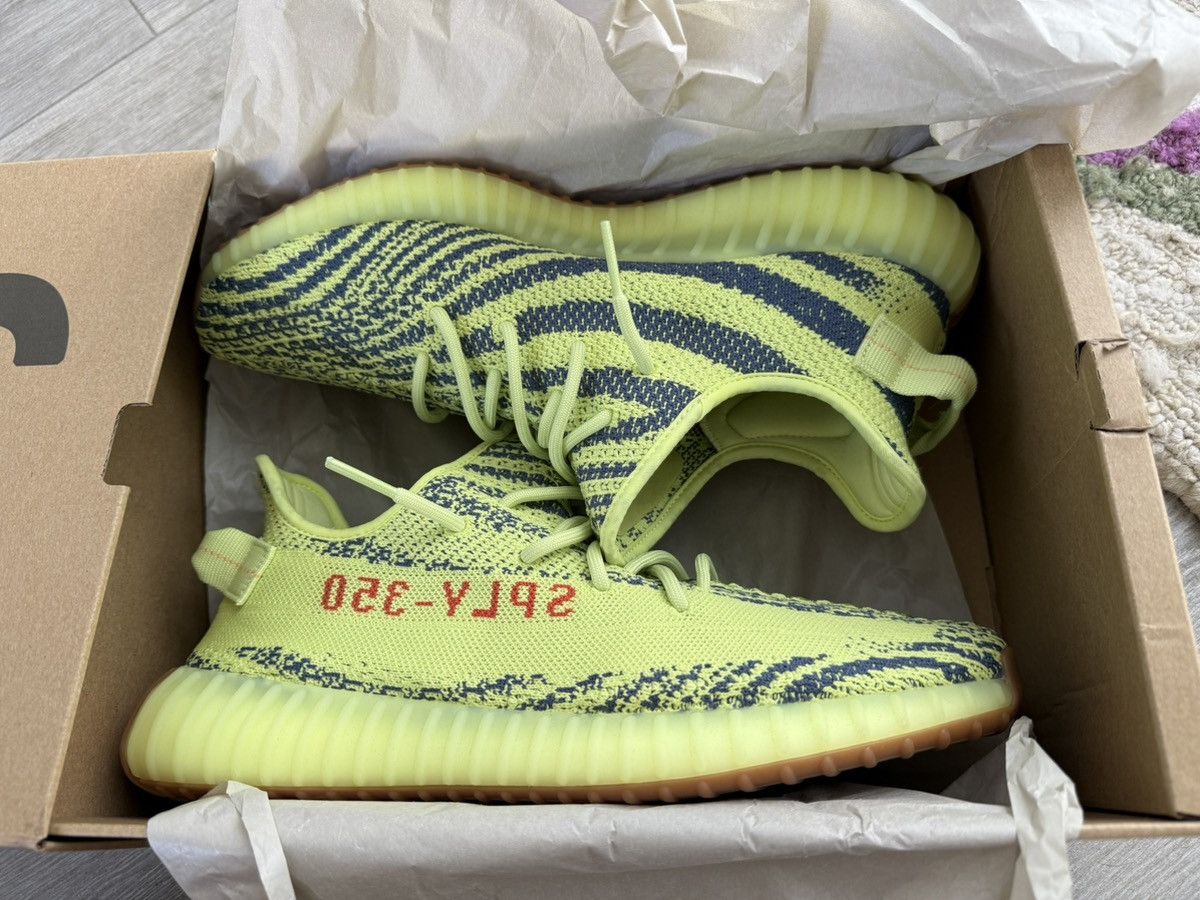 Adidas ADIDAS Yeezy Boost 350 V2 Semi Frozen Yellow B37572 Sz 12 Size US 12 / EU 45 - 3 Thumbnail