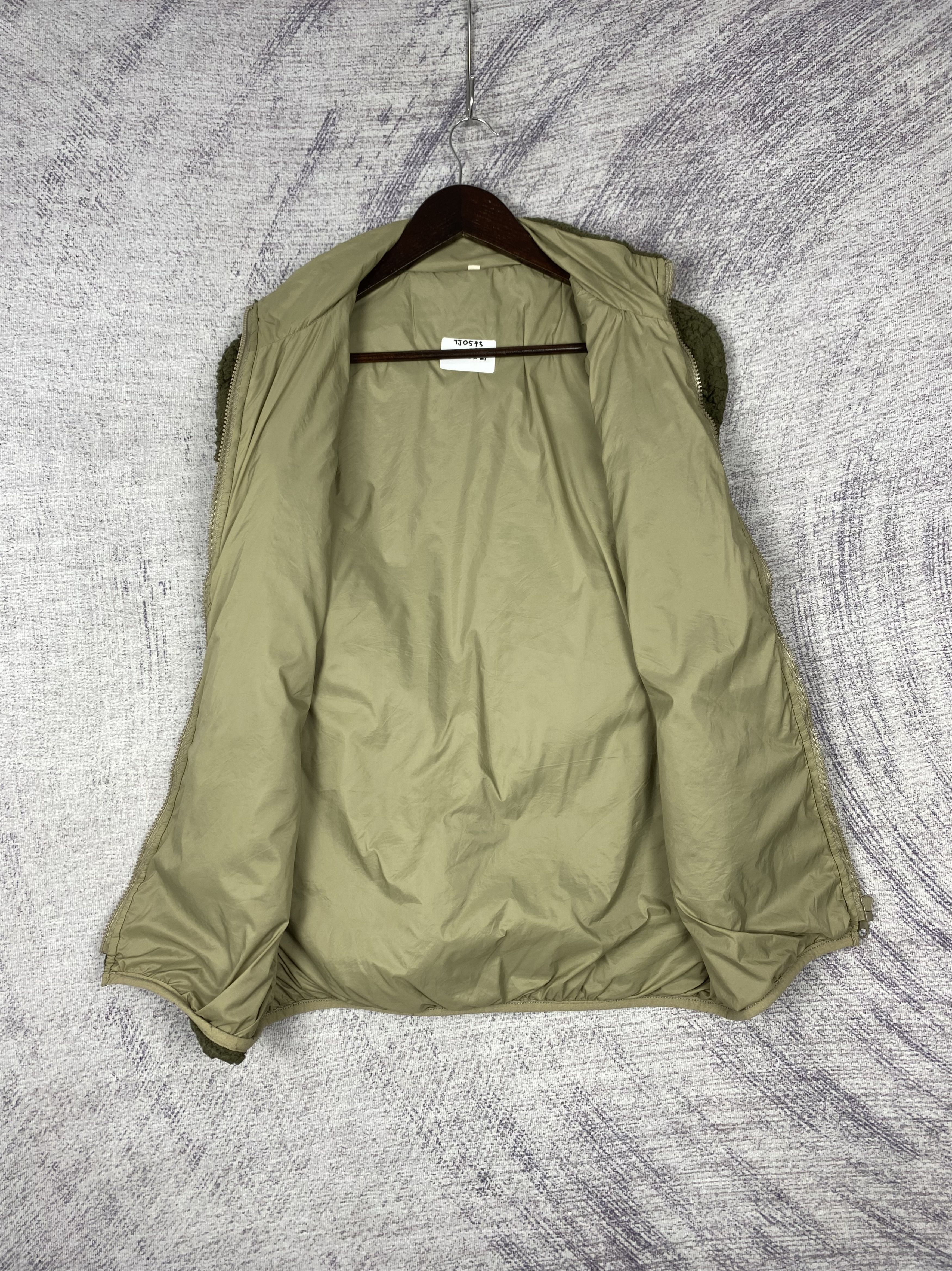Japanese Brand Vintage Japanese Brand Helix Fleece Zip Up Jacket Size US L / EU 52-54 / 3 - 6 Thumbnail
