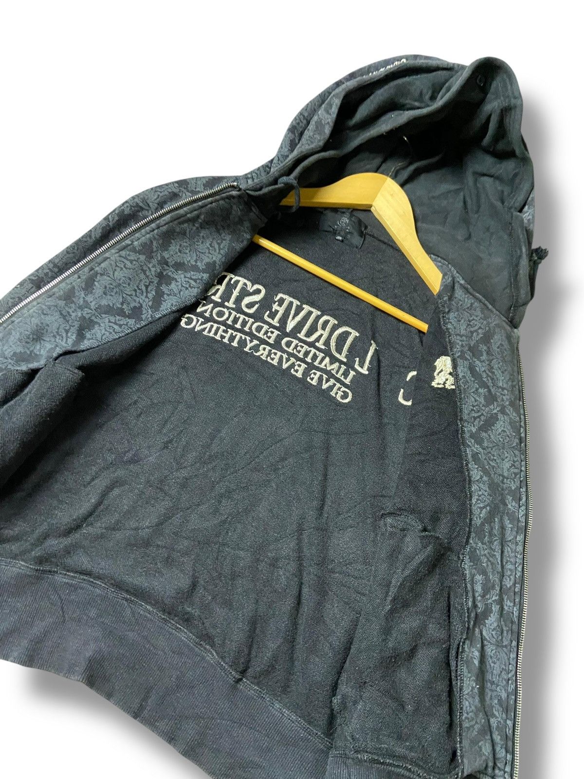 Japanese Brand Cool Drive Striker Embroidery Pattern Hoodie Jacket (170) Size US M / EU 48-50 / 2 - 4 Thumbnail