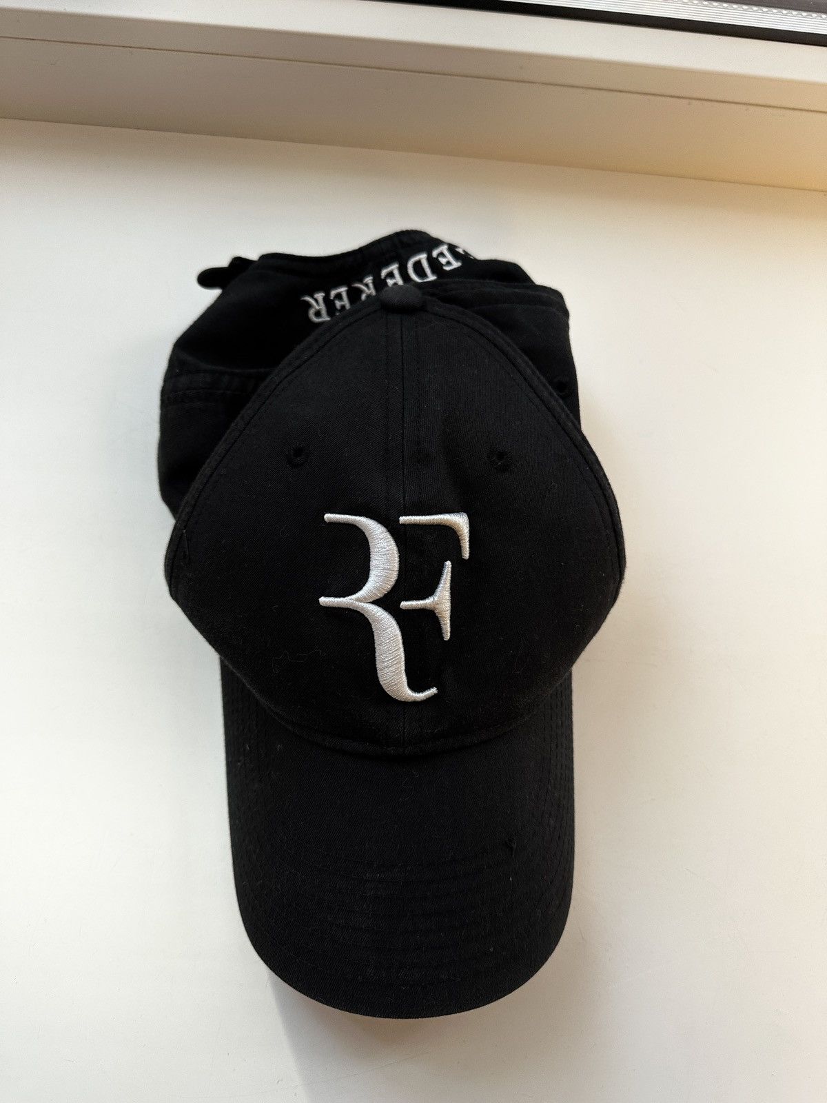 Nike Vintage Nike Roger Federer Cap Hat Tennis Big Logo Size ONE SIZE - 7 Thumbnail