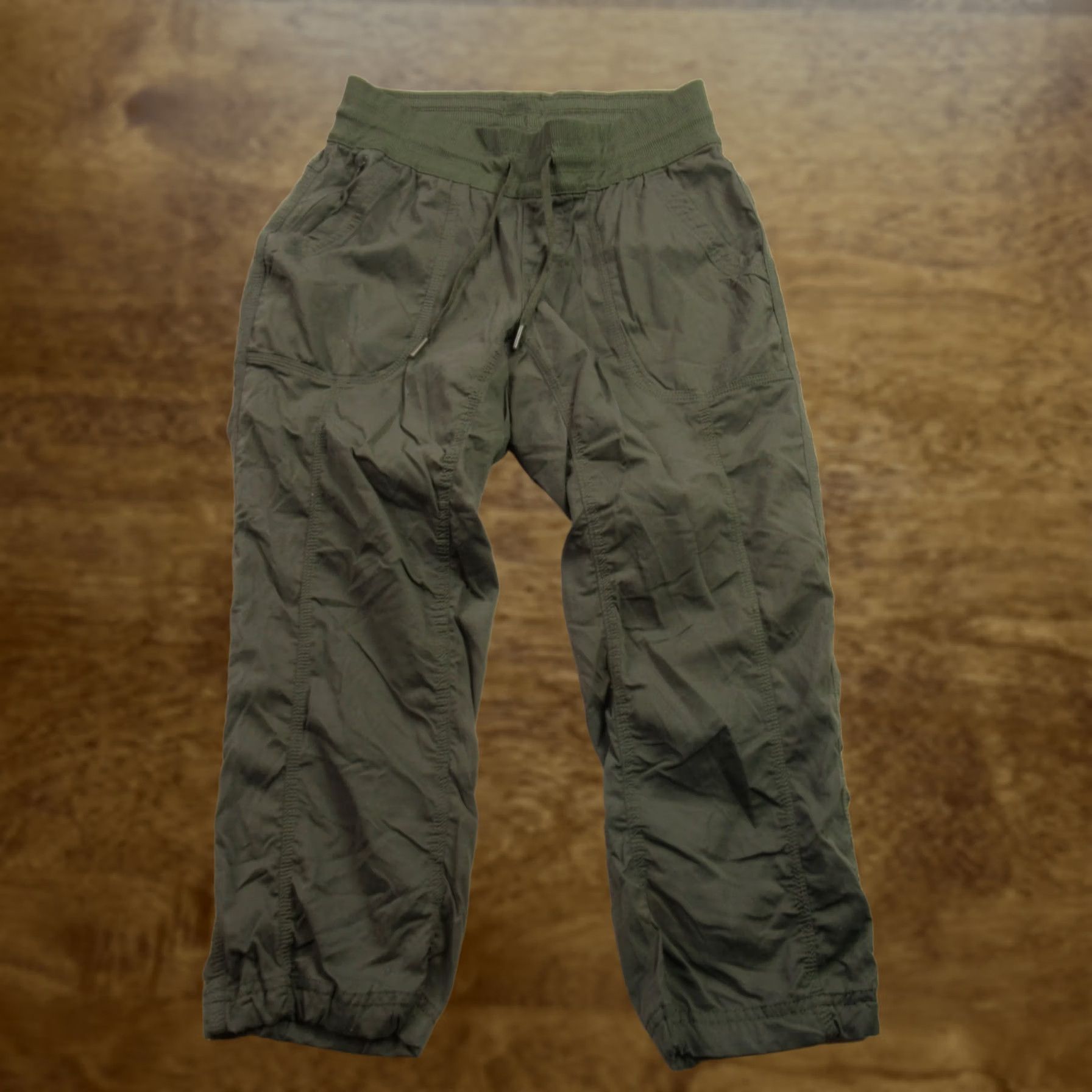 The North Face The North Face Pants Womens Small Straight Leg Pockets Green Chino Drawstring Size 28" / US 6 / IT 42 - 1 Thumbnail