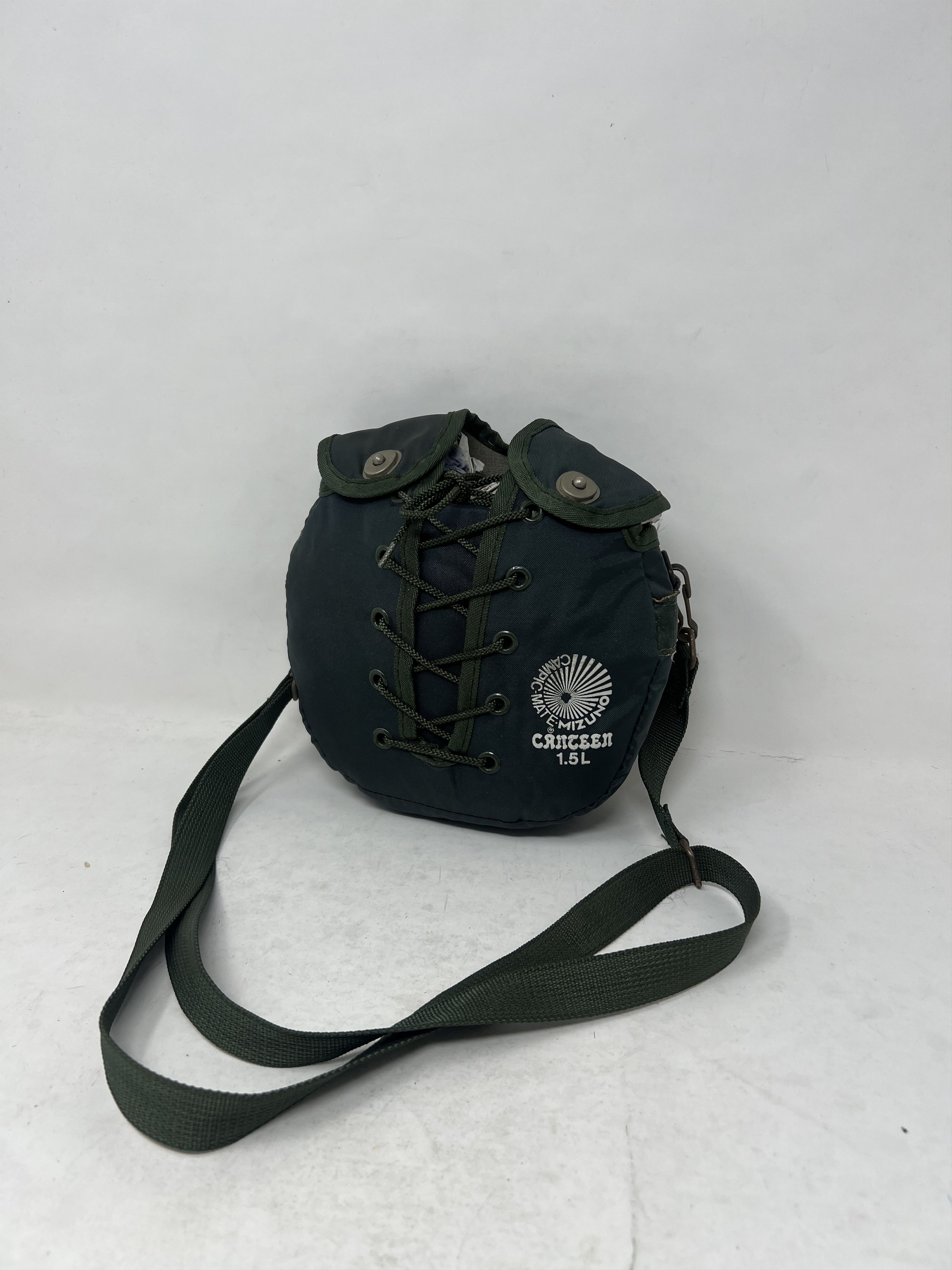 Mizuno Vintage Canteen Mizuno Classic Aluminum Bag Size ONE SIZE - 1 Thumbnail