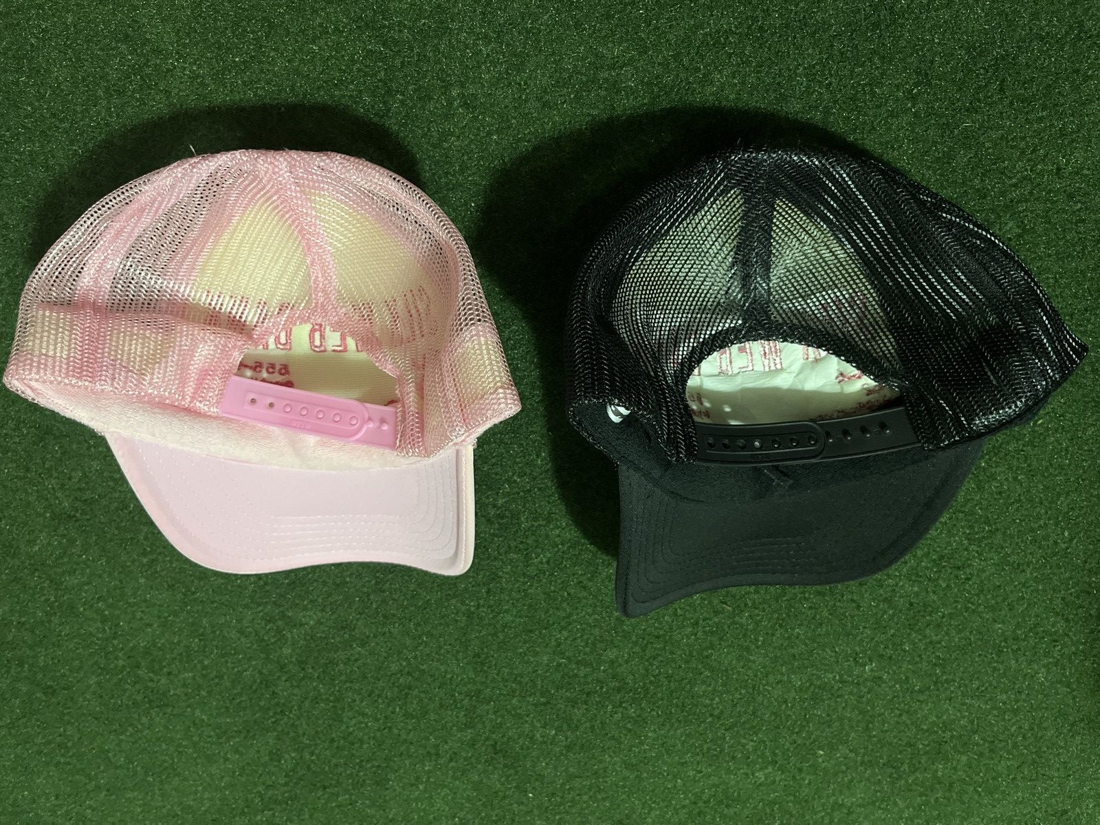 Sp5der Spider Worldwide Silk Web Bank Black/Pink Trucker Hat Size ONE SIZE - 3 Thumbnail