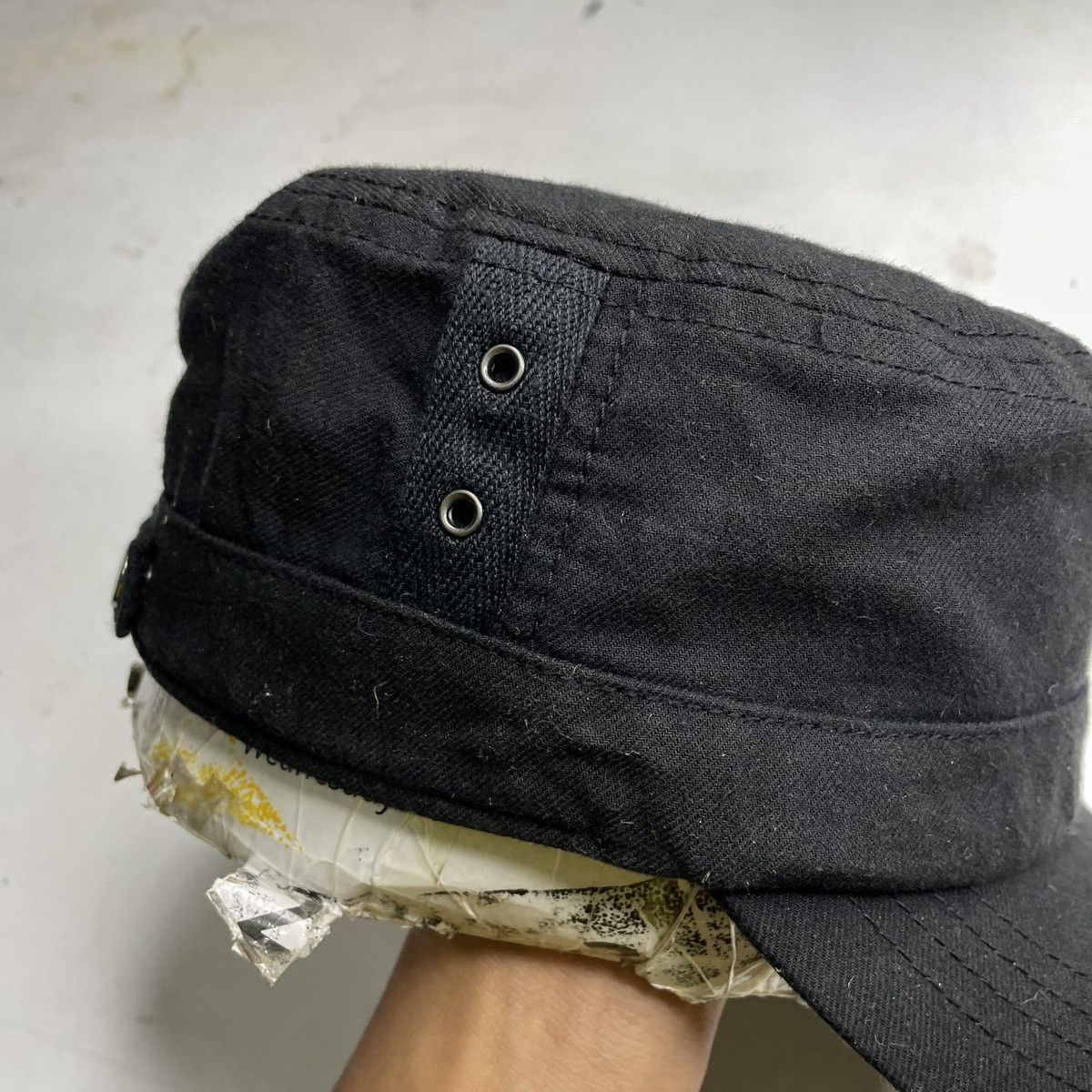 Hunter × Michel Klein Two fold cadet hat with accessories. Thin material Size ONE SIZE - 8 Thumbnail