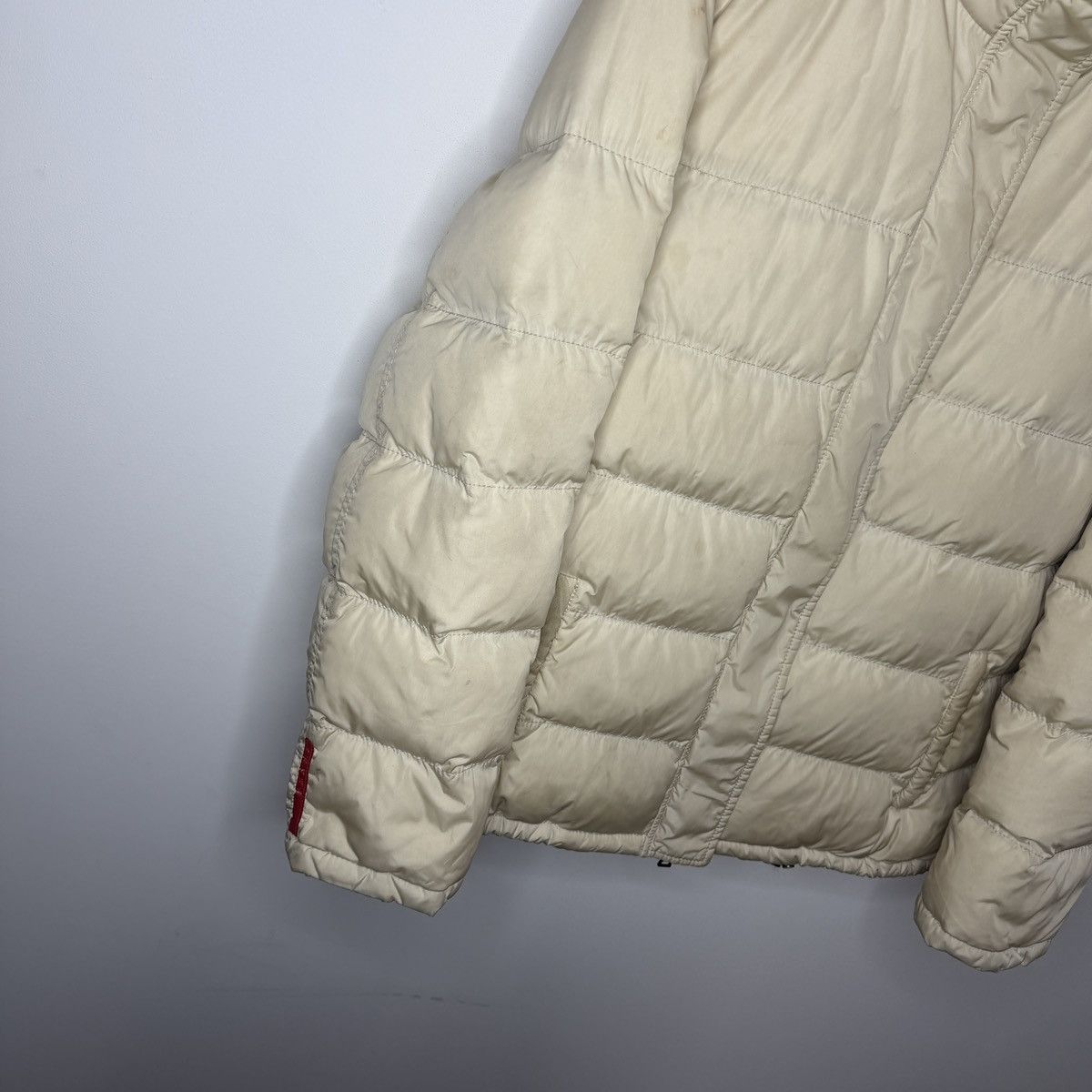Prada Prada Vintage Puffer Down Jacket Size M / US 6-8 / IT 42-44 - 4 Thumbnail