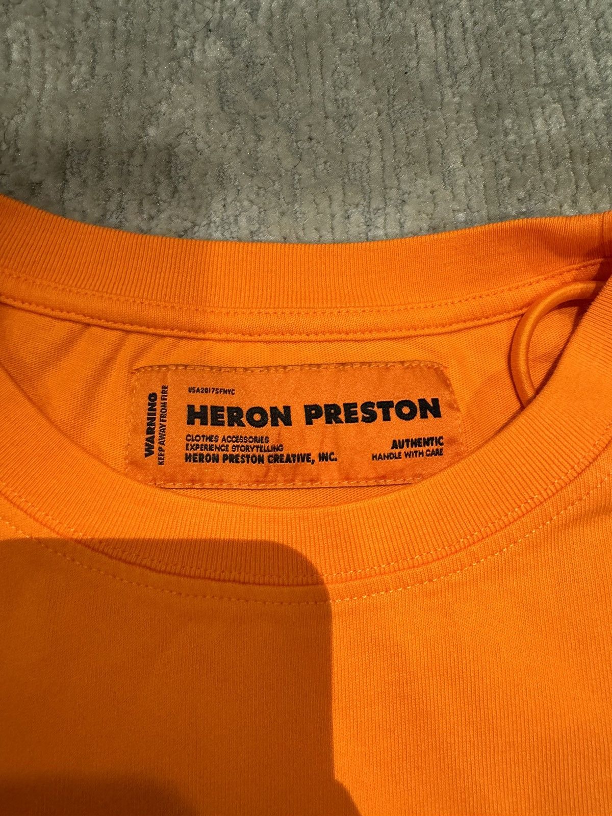 Heron Preston Heron Preston community service tee size M Size US M / EU 48-50 / 2 - 3 Thumbnail