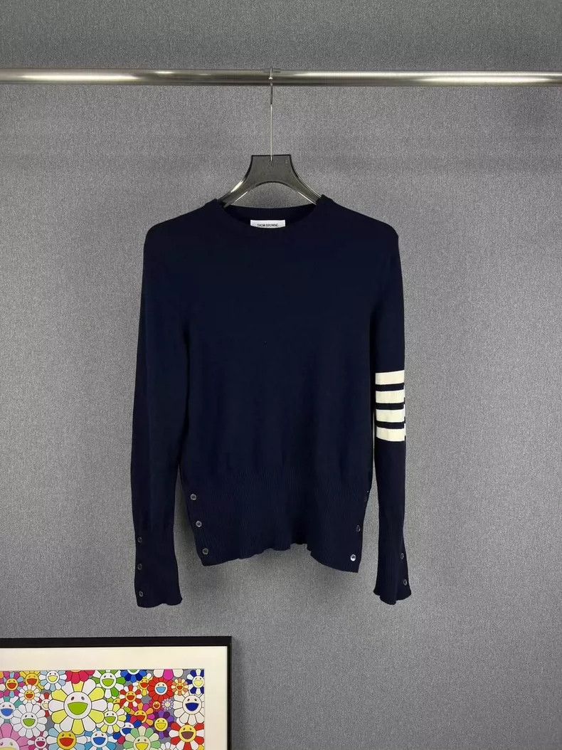Thom Browne Thom browne TB four-bar cashmere knitted sweater 2504-Nexta Size US L / EU 52-54 / 3 - 1 Thumbnail