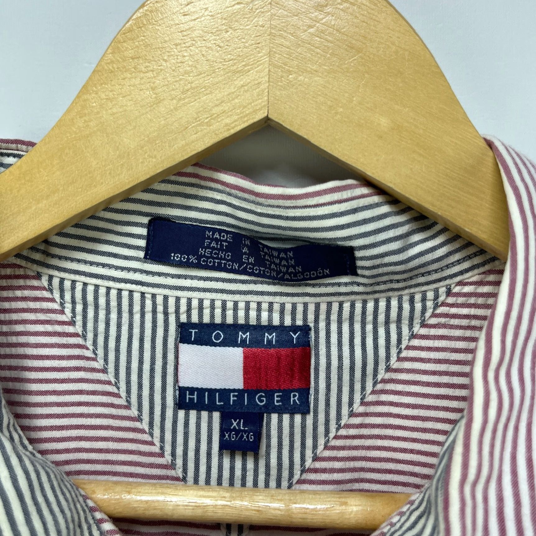 Tommy Hilfiger Vintage Tommy Hilfiger Crest Button Up Long Sleeve Shirt XL Men White 90s Striped Crest Button Up Mens XL Vintage 90s Tommy Hilfiger Shirt Size US XL / EU 56 / 4 - 5 Thumbnail