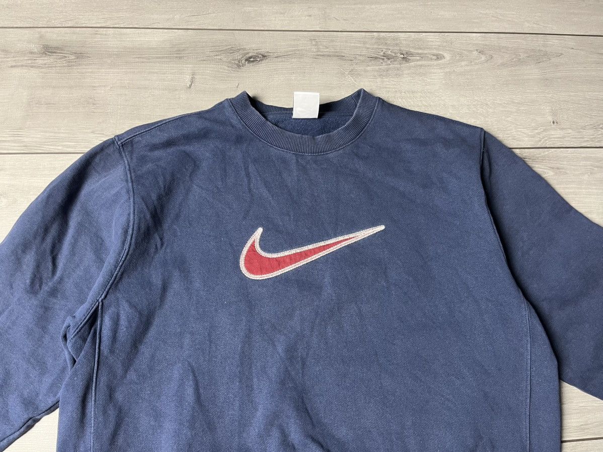Nike Nike sweatshirt washed big swoosh size Large Size US L / EU 52-54 / 3 - 3 Thumbnail