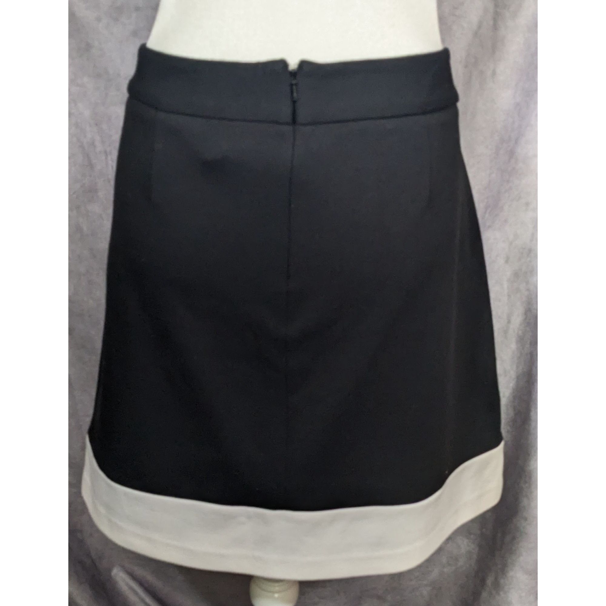Laundry by Shelli Segal Laundry By Shelly Segal Black With White Trim Skirt Size 36" / US 14 / IT 50 - 6 Thumbnail