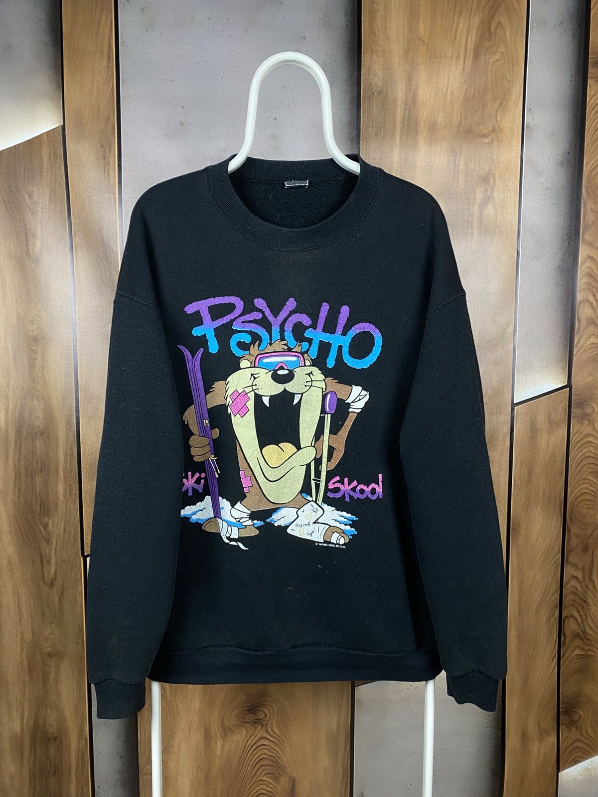 Warner Bros 🏜️Vintage 1990 Sweatshirt Looney Tunes Psycho Ski Skool Taz🏜️ Size US L / EU 52-54 / 3 - 1 Thumbnail