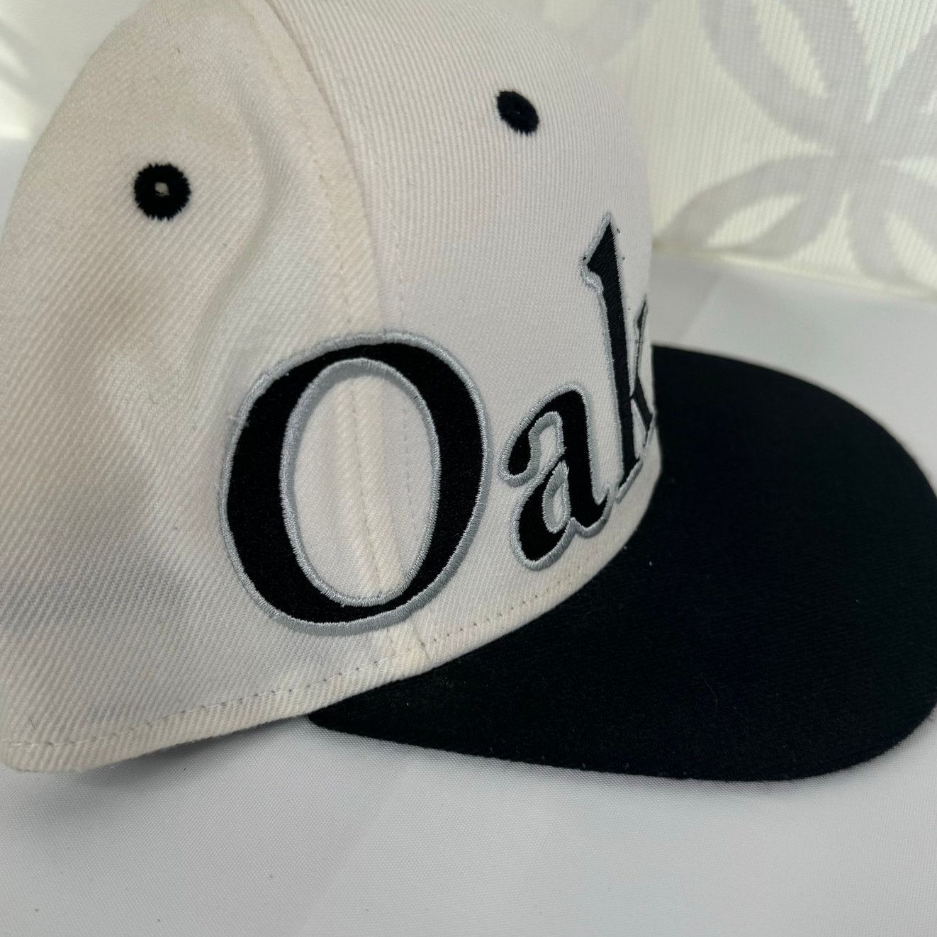 Reebok NFL Oakland Raiders Snapback Hat Cap Spell-Out Big Logo Size ONE SIZE - 5 Thumbnail