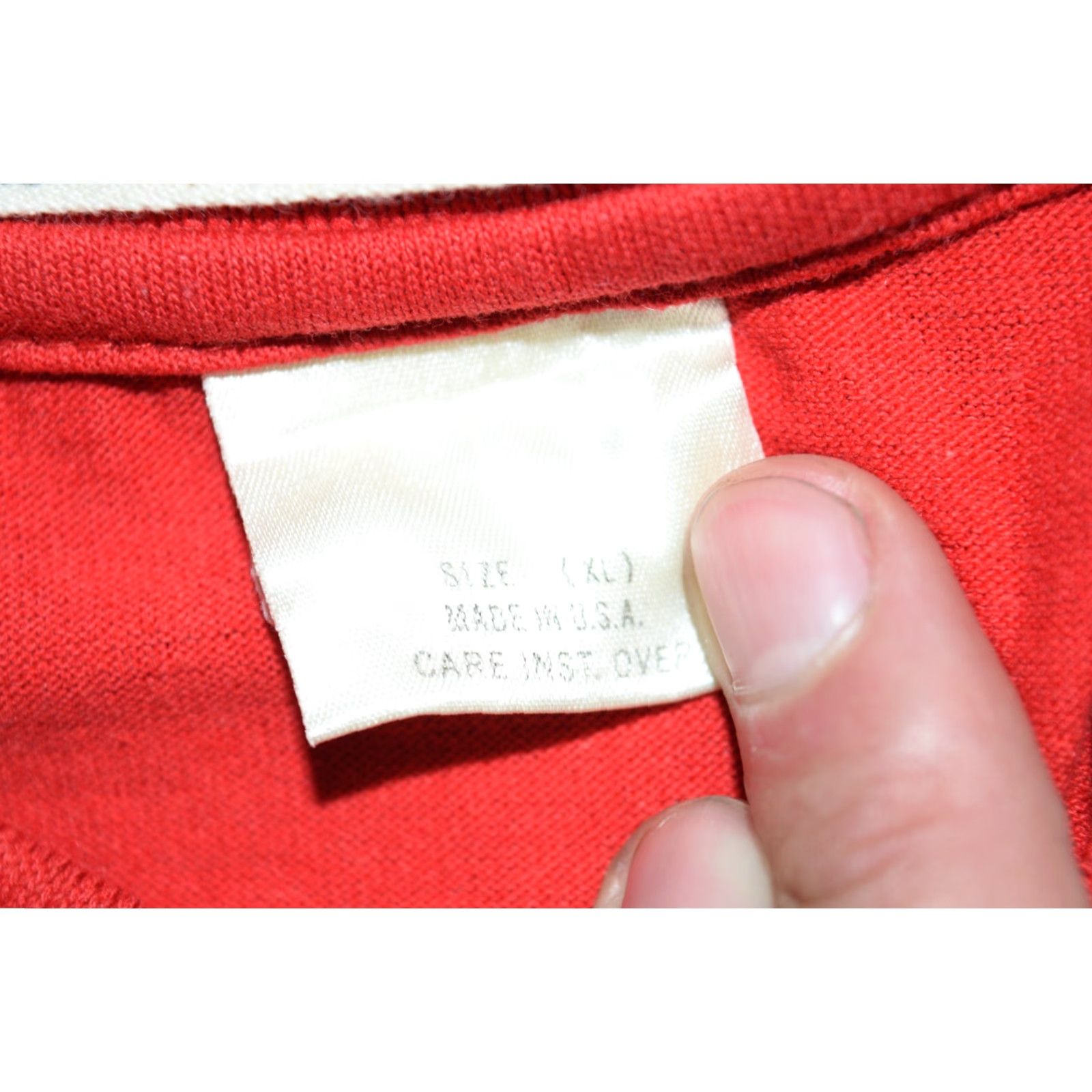 Vintage VINTAGE 80s Le Tigre Henley Shirt XL Bright Red 50/50 Dacron Casual Mens Size US XL / EU 56 / 4 - 5 Thumbnail