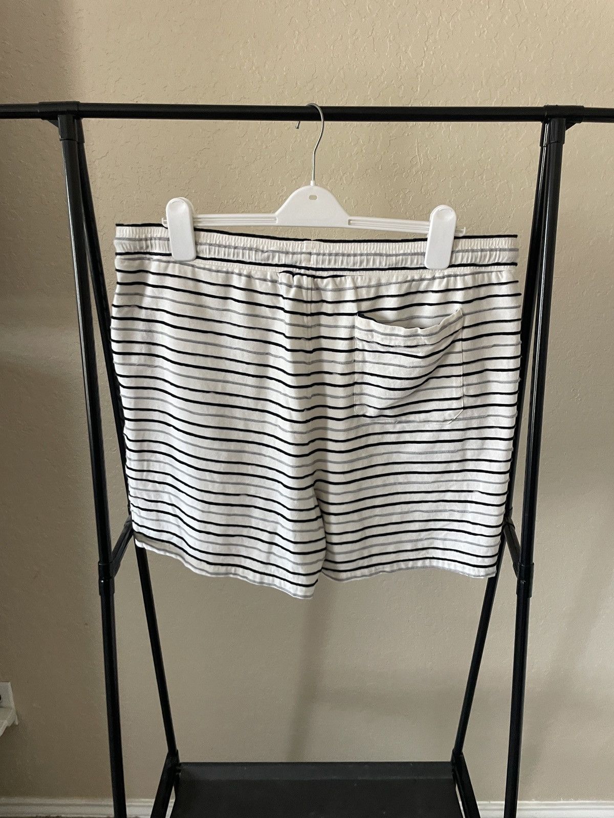 Karl Lagerfeld Striped drawstring Shorts Size US 38 / EU 54 - 5 Thumbnail