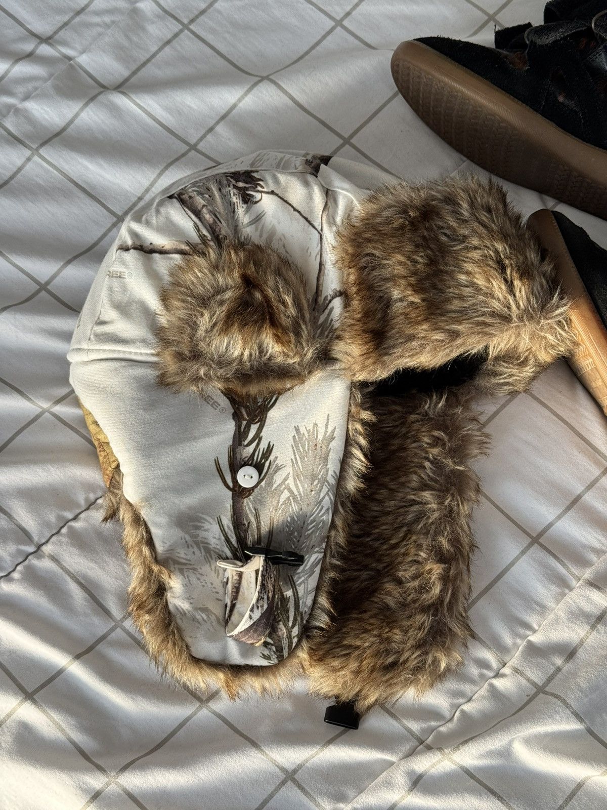 Japanese Brand Fuzzy Mohair Realtree japanese ushanka hat avant garde Size ONE SIZE - 7 Thumbnail