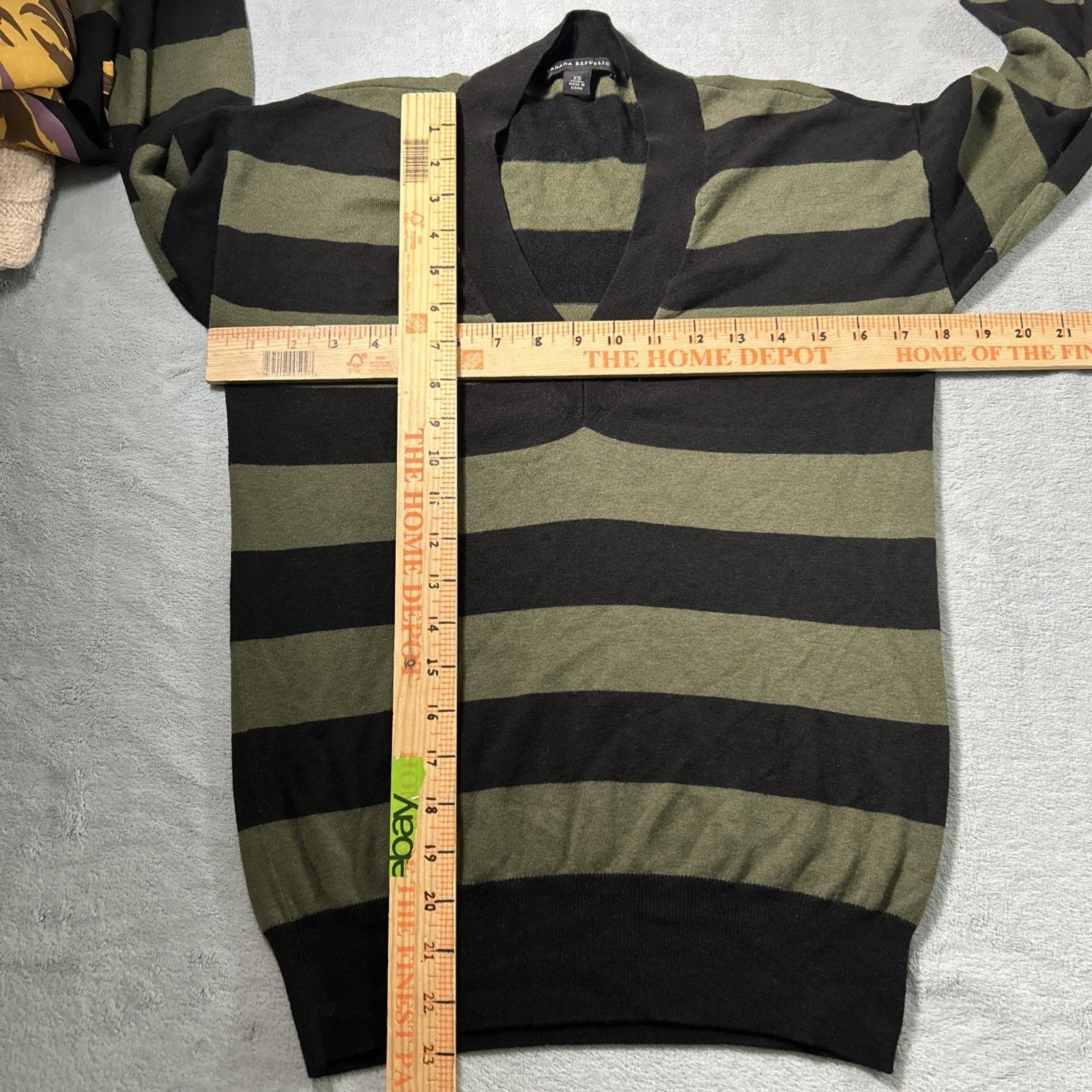 Banana Republic Cashmere Luxury Cable Knit Sweater Womens XS Silk Granola Size XS / US 0-2 / IT 36-38 - 6 Thumbnail