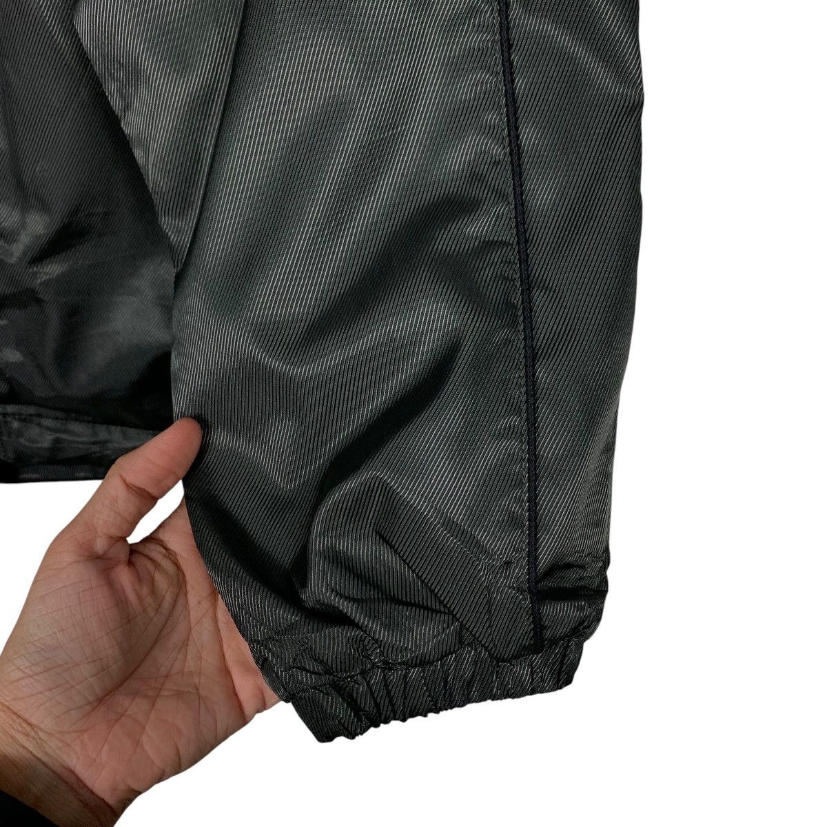 Champion CHAMPION Products Small Logo Lightweight Jacket #2373-C106 Size US L / EU 52-54 / 3 - 13 Thumbnail