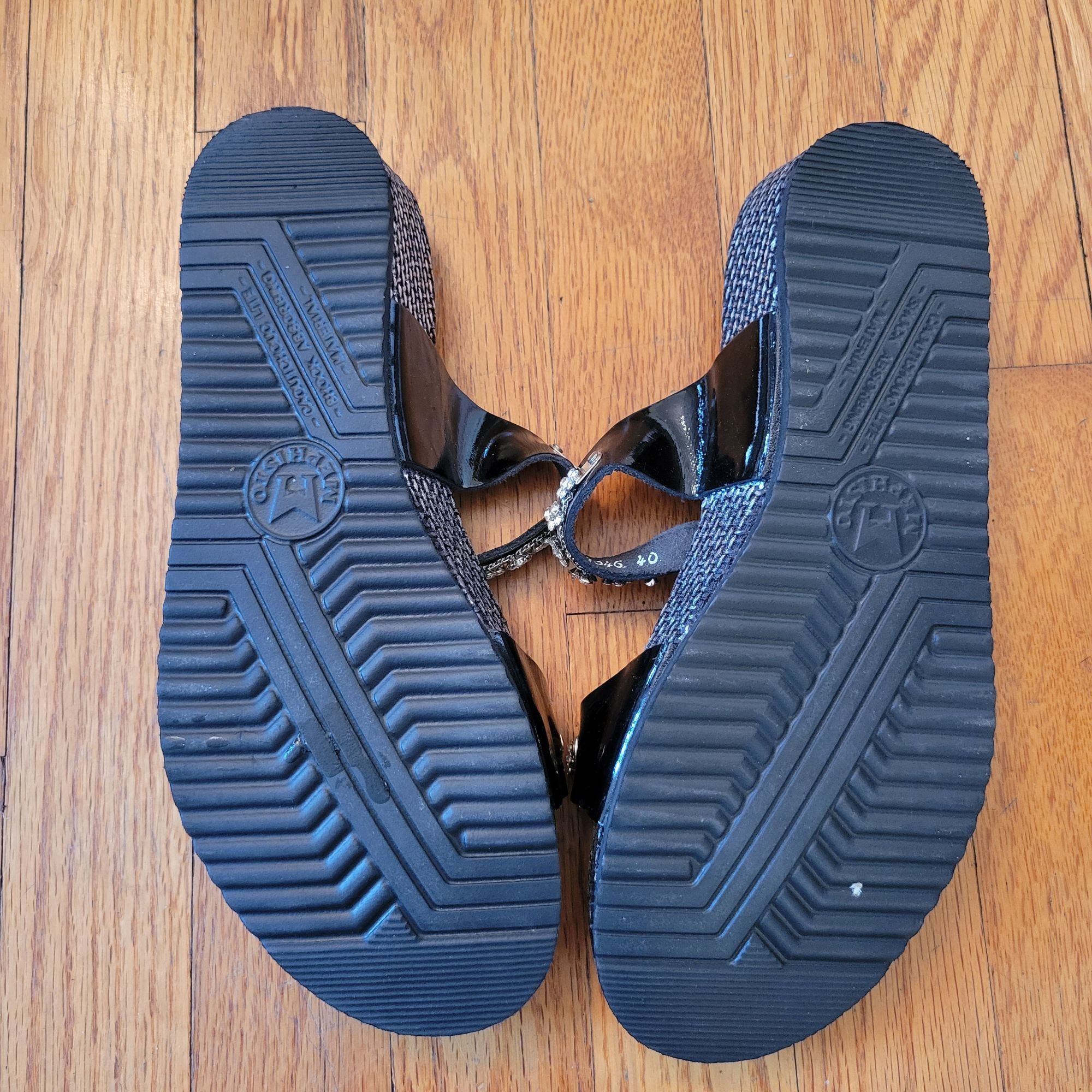 Mephisto Mephisto 10 Rhinestone Black Patent Leather Strap Platform S Size US 10 / IT 40 - 3 Thumbnail