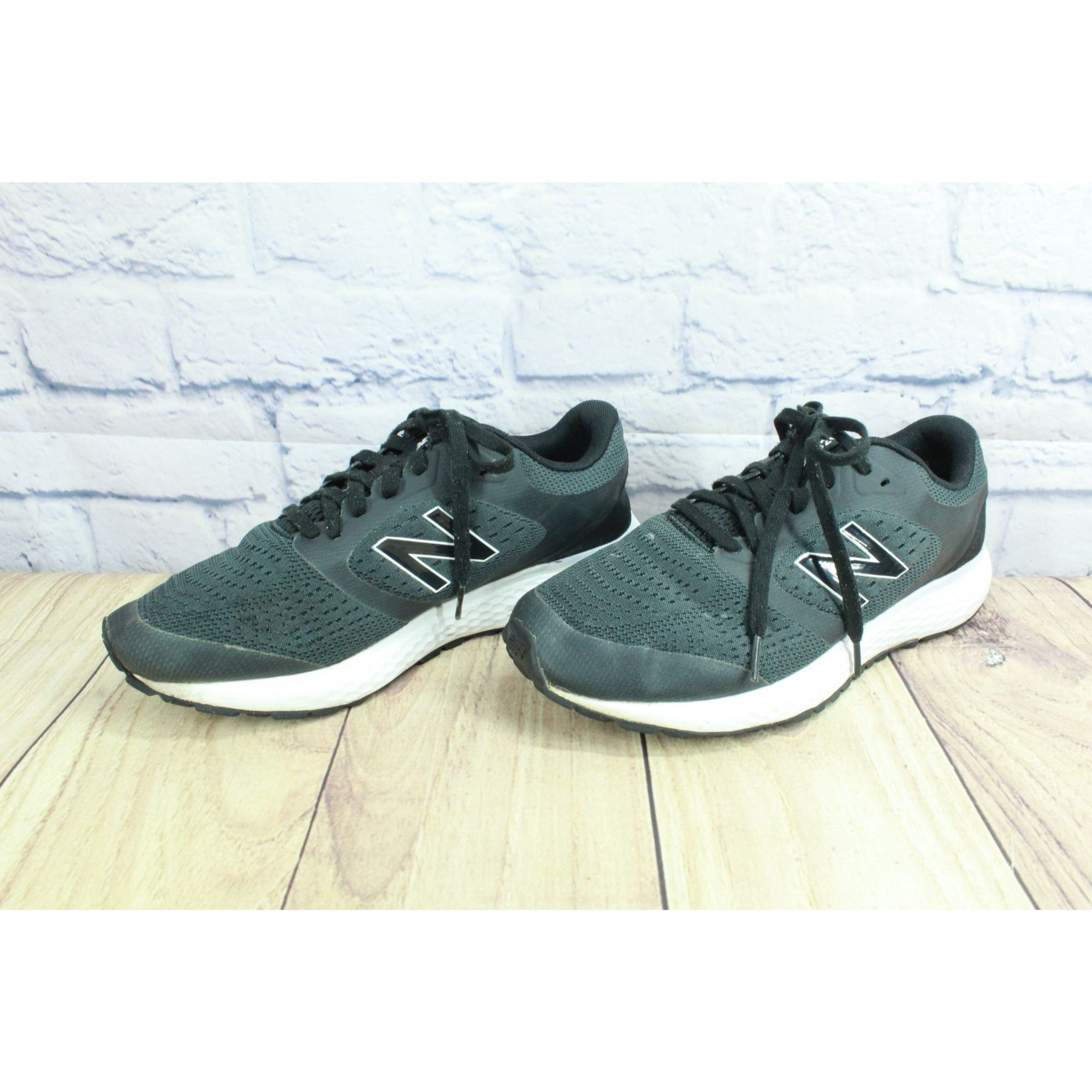 New Balance New Balance 520 Men's Slip Resistant Running Sneaker Shoes Size US 9 / EU 42 - 2 Thumbnail