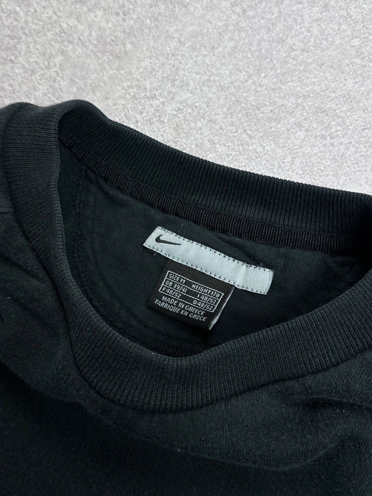 Nike Vintage Nike Swoosh Boxy Sweatshirt Y2K M Size US M / EU 48-50 / 2 - 5 Thumbnail
