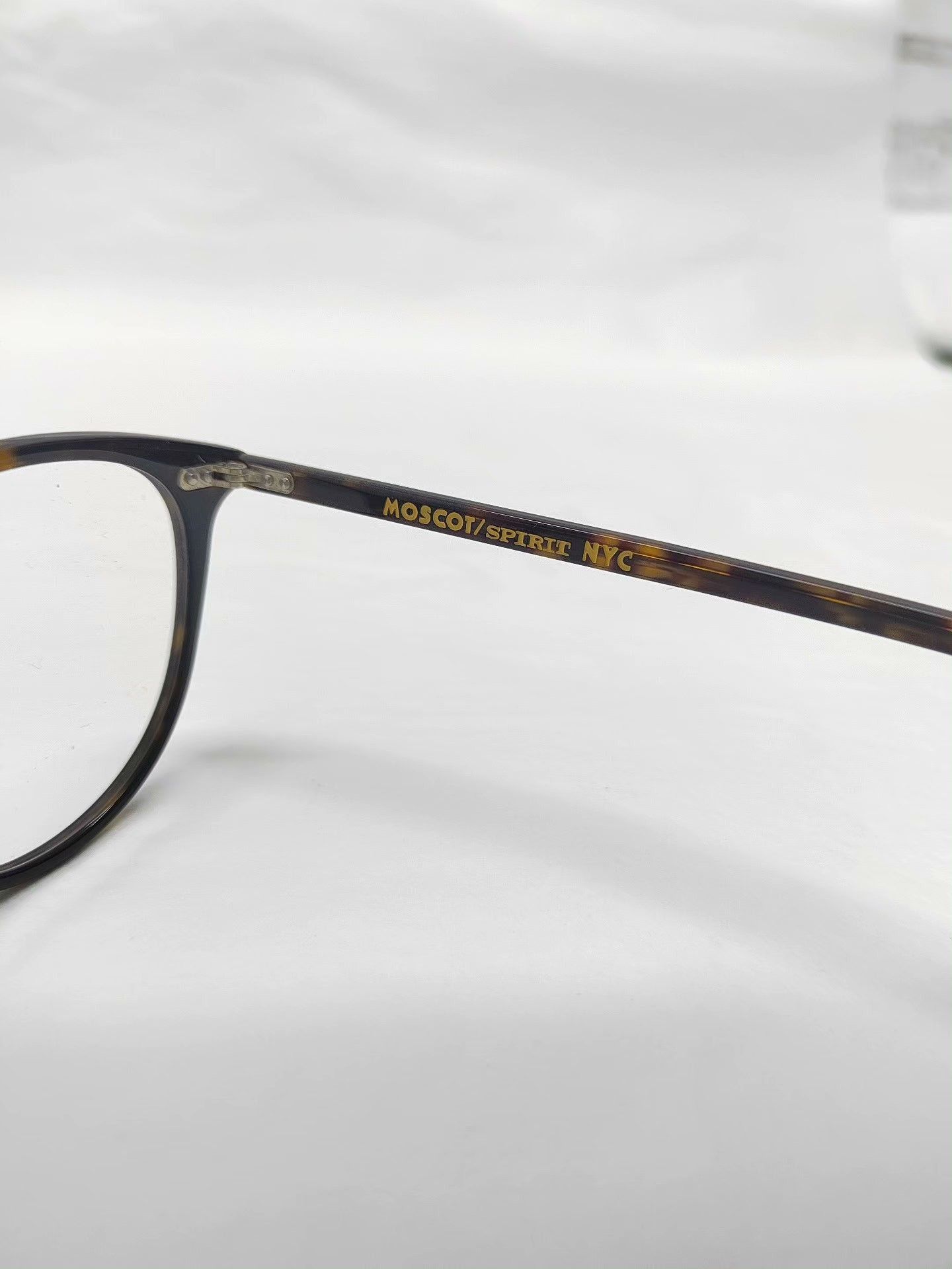 Moscot Jared Vintage Round Eyeglasses in Brown, Men's — image 3 of 6
