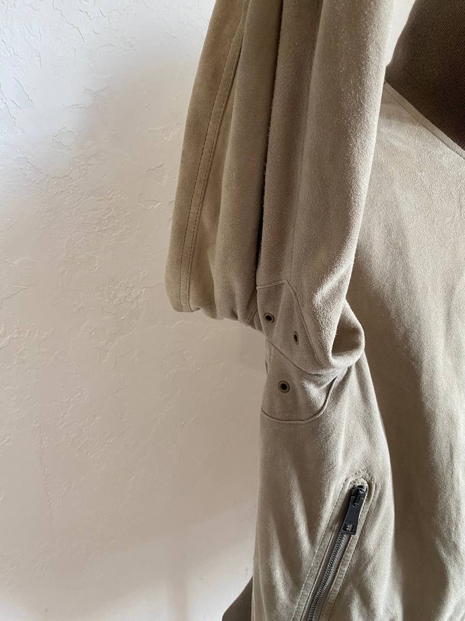 Burberry Burberry Brit Sand Suede Bomber Jacket Beige Men Size M Size US M / EU 48-50 / 2 - 7 Thumbnail